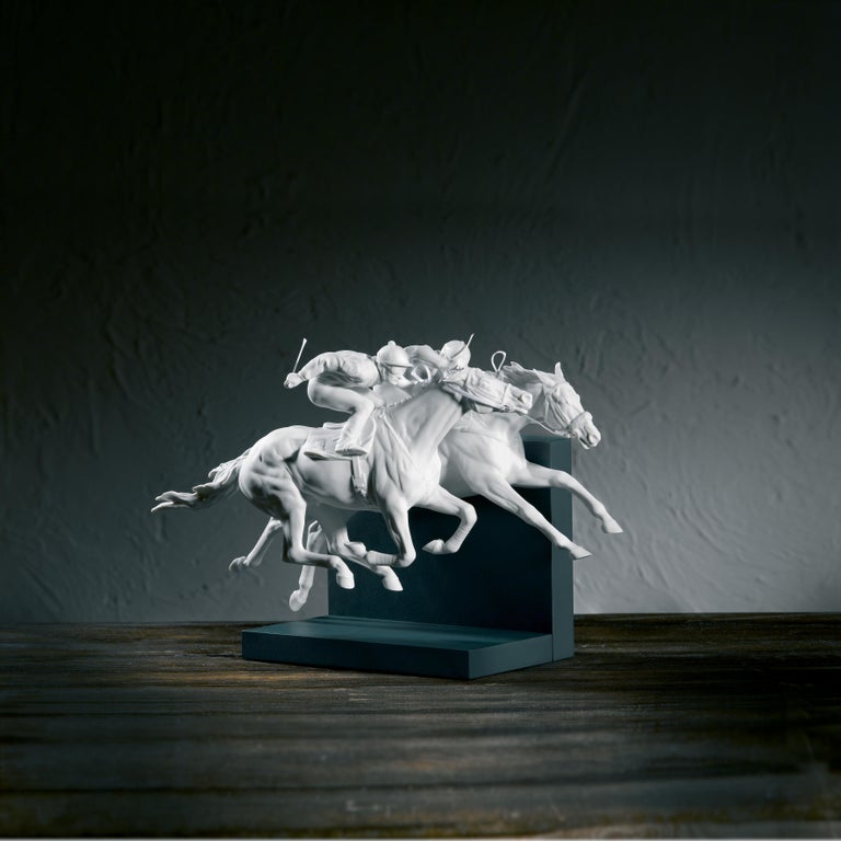 Lladró Horse Race Figurine in White by Ernest Massuet. Limited Edition. For Sale at 1stDibs