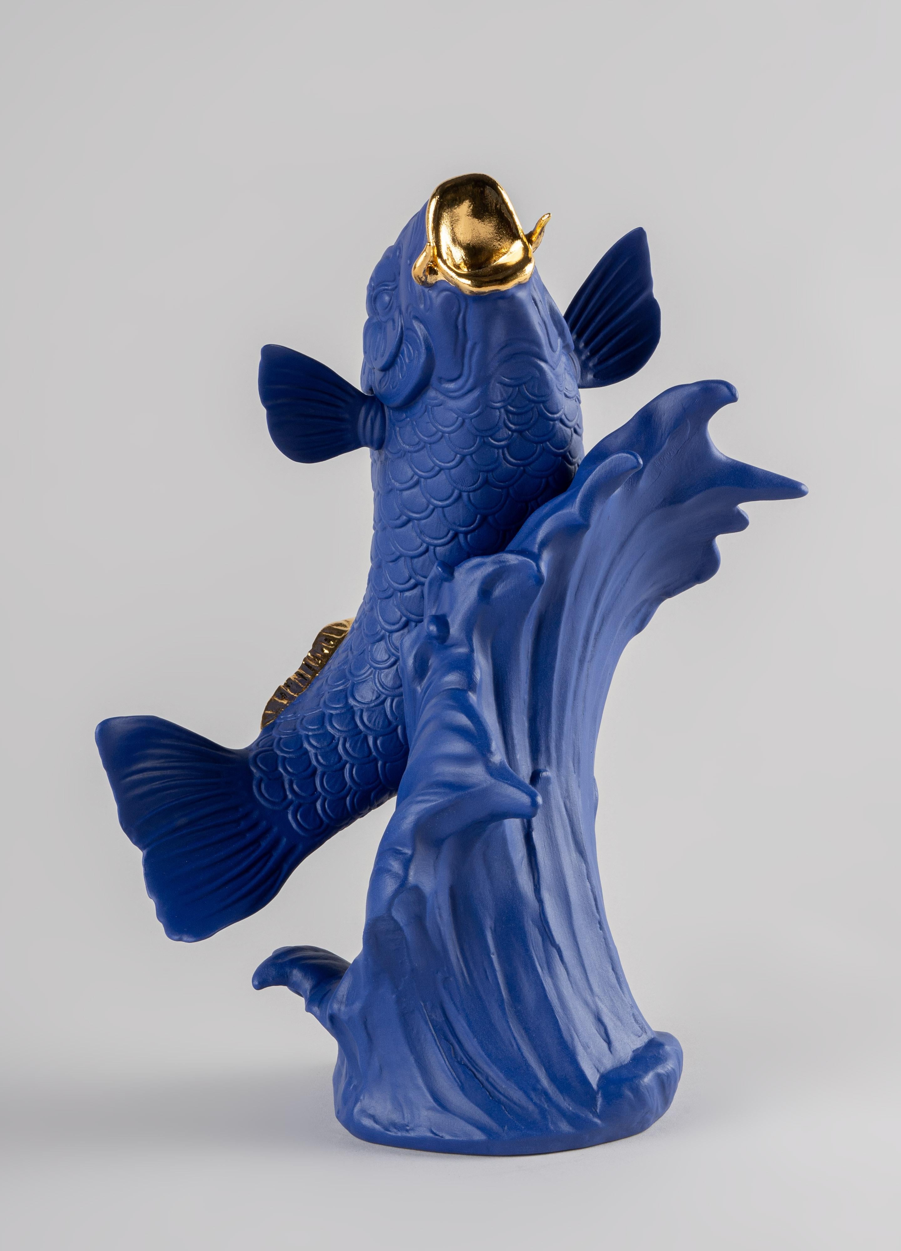 Espagnol Sculpture Koi de Lladr, bleu-or, édition limitée en vente