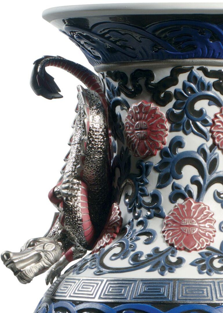 Customizable Lladró Oriental Vase Sculpture. Red. Limited Edition. For