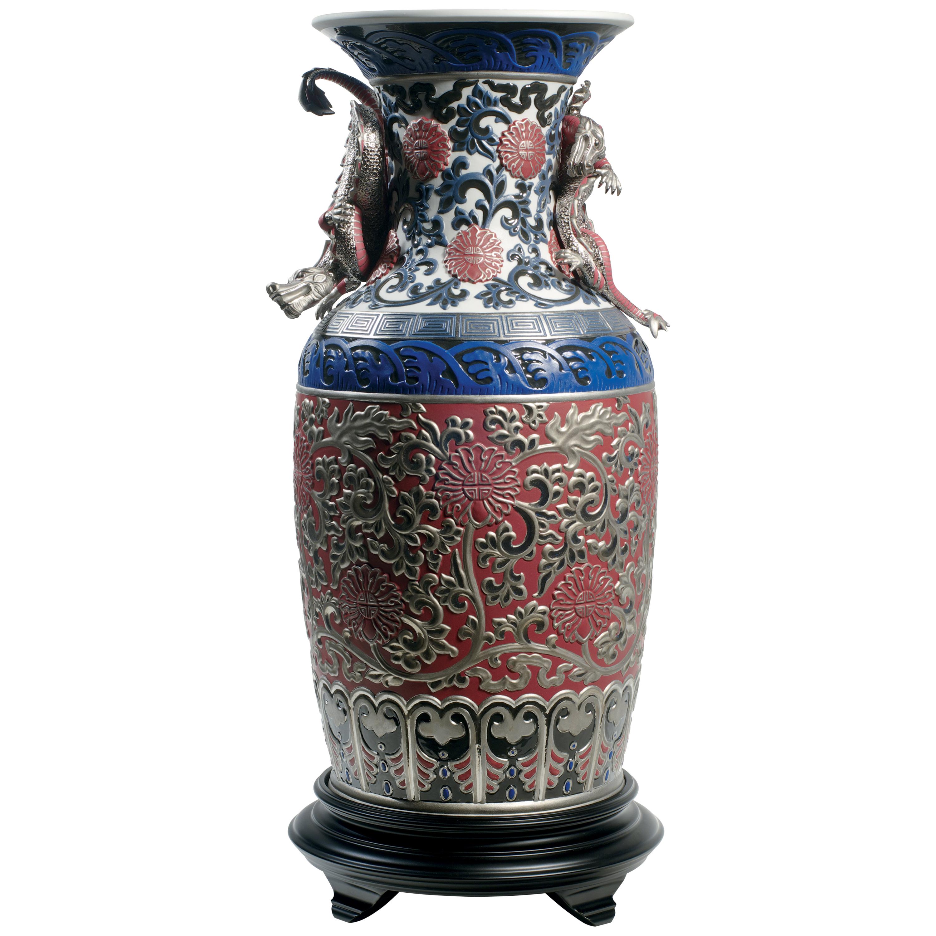 For Sale: Red Lladró Oriental Vase Sculpture. Red. Limited Edition.