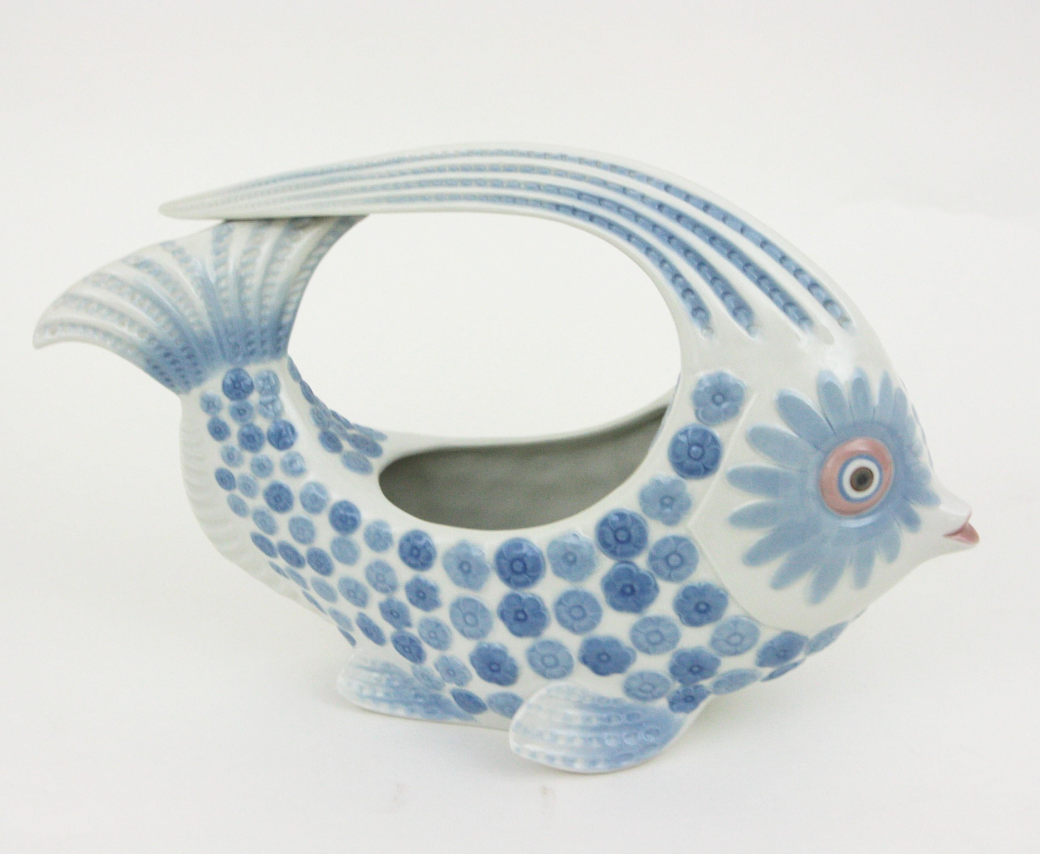 Lladró Porcelain Blue White Fish Centerpiece Vase Planter, Spain, 1970s For Sale 3