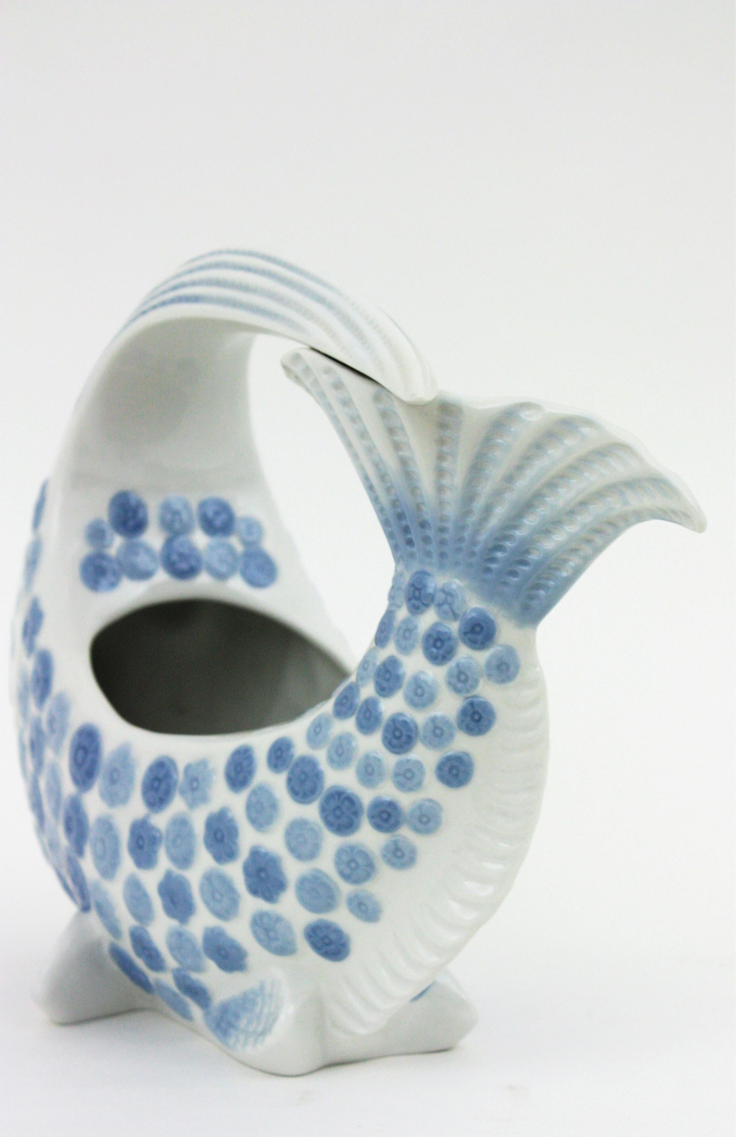 Lladró Porcelain Blue White Fish Centerpiece Vase Planter, Spain, 1970s For Sale 4