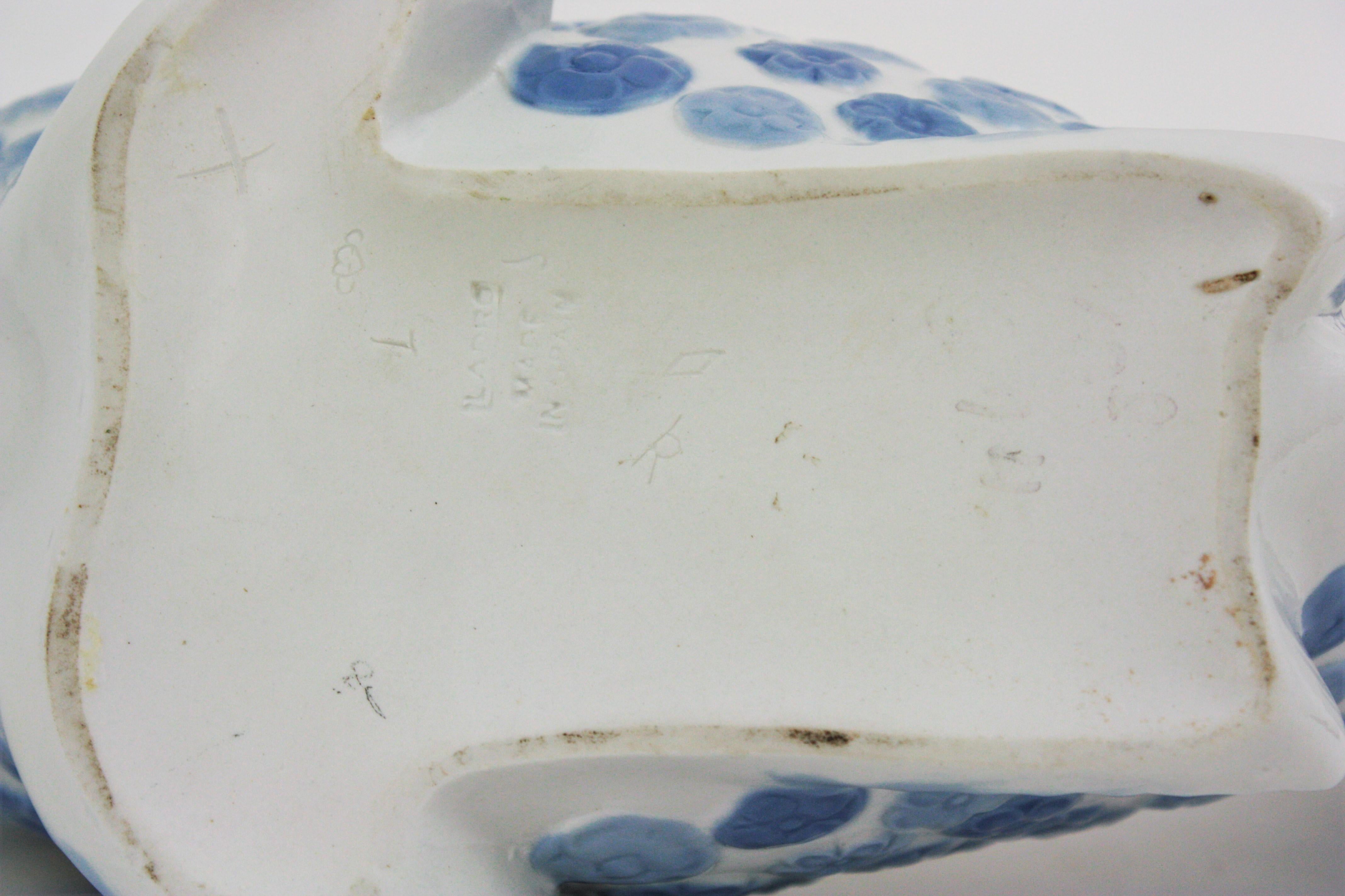 Lladró Porcelain Blue White Fish Centerpiece Vase Planter, Spain, 1970s For Sale 6