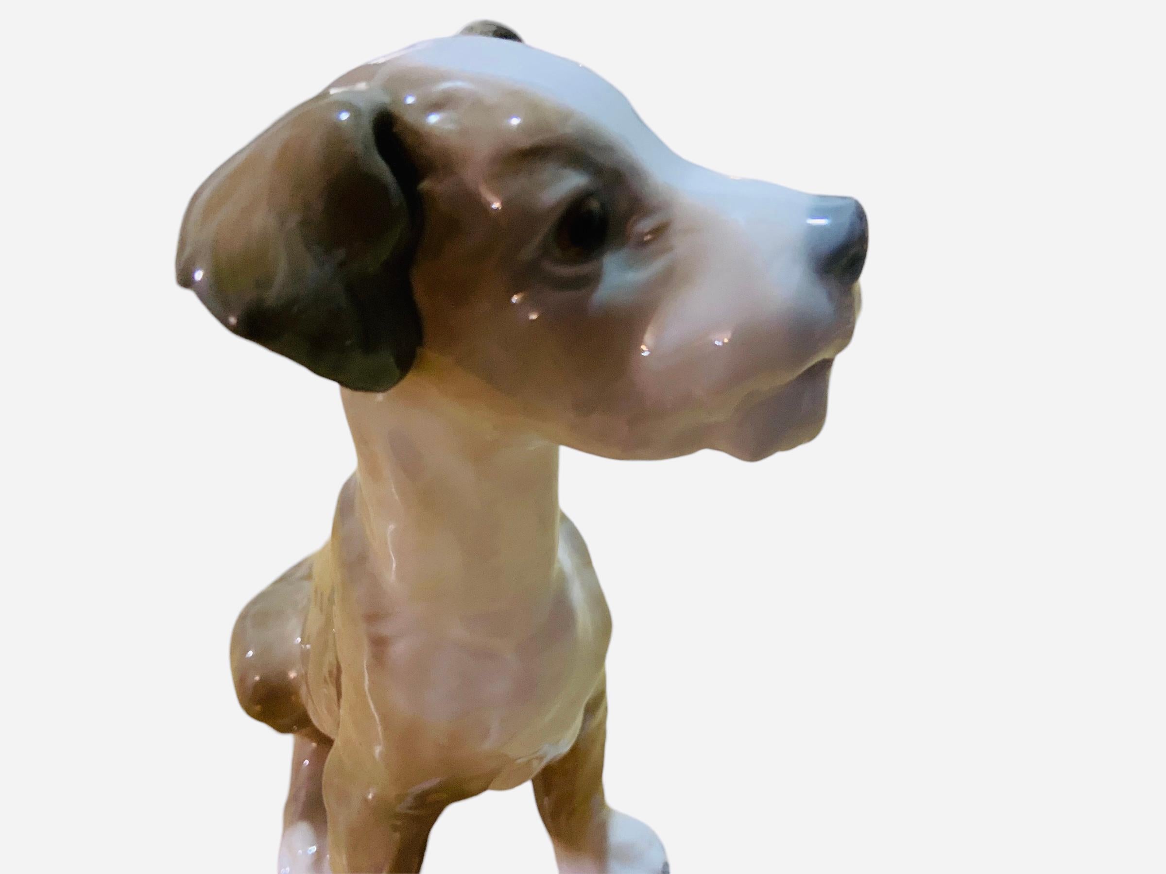 Espagnol Figurine en porcelaine de Lladro représentant un chien Setter en vente