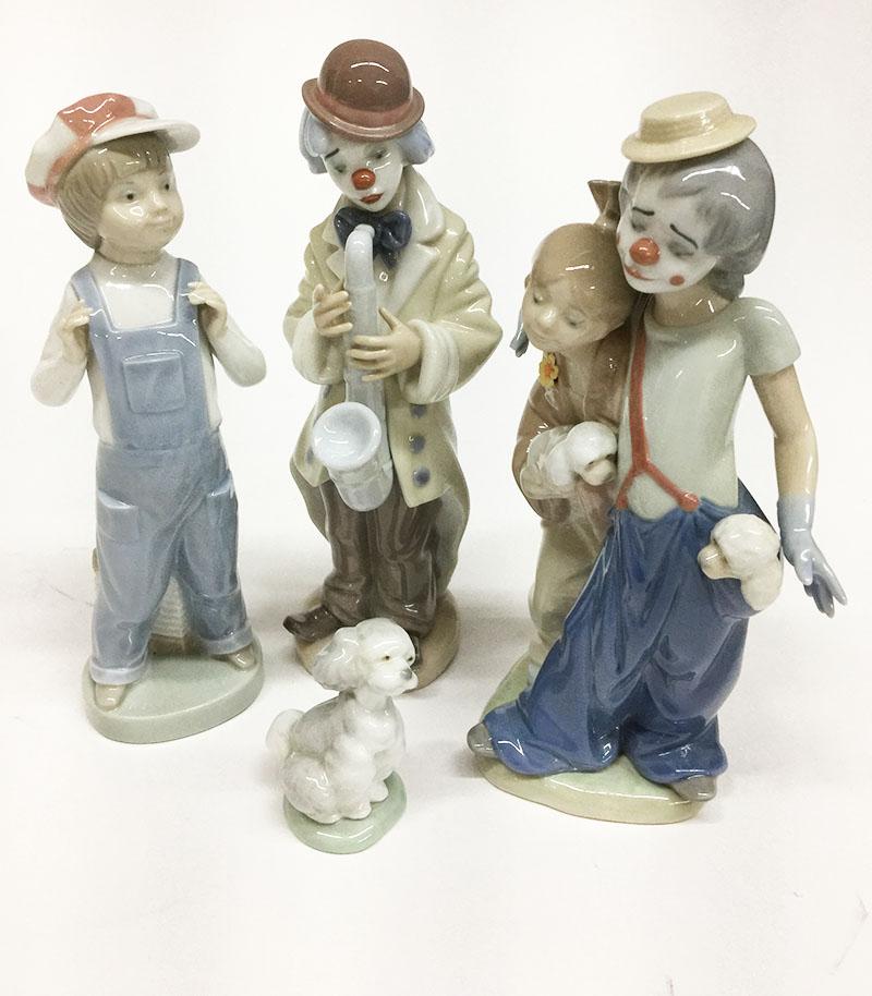 Lladro porcelain figurines, Spain

4 figurines from Lladro, Spain

A friend for life, the poodle dog figurine, measures 7 cm high
Boy from Madrid, measures 22 cm high
Sad Sax, 1987 #05471, measures 23 cm high
Pals forever, 2000 # 07686,