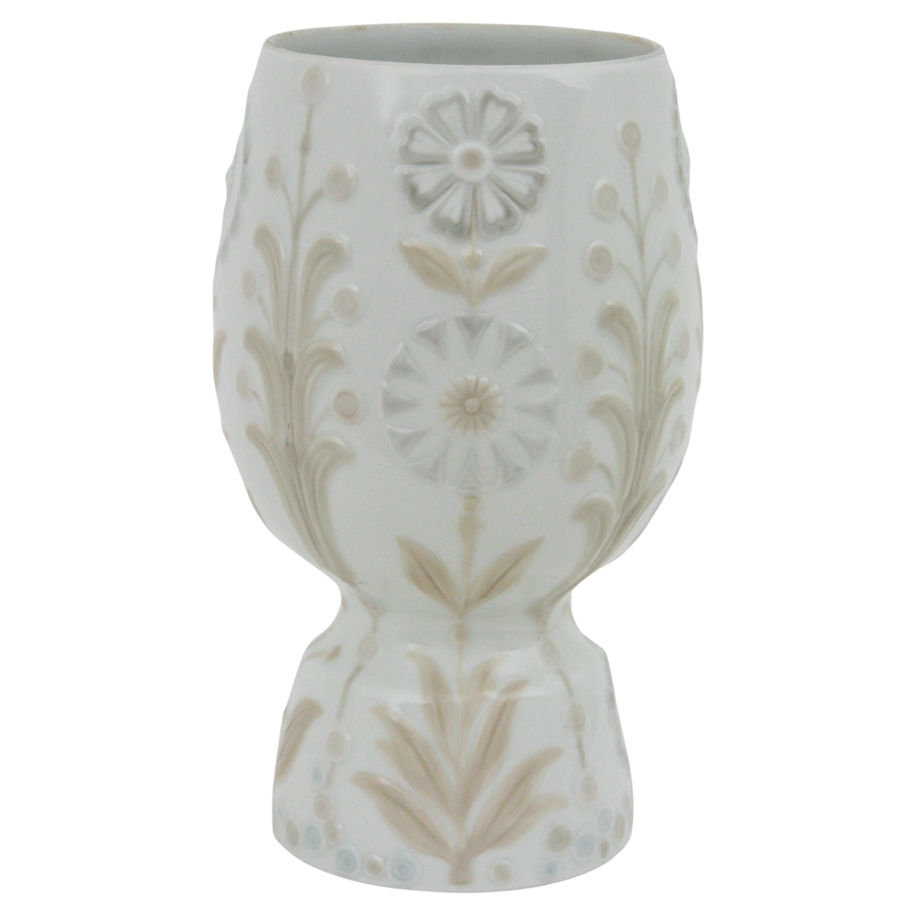 Lladro Porcelain Floral Vase, 1970s 6