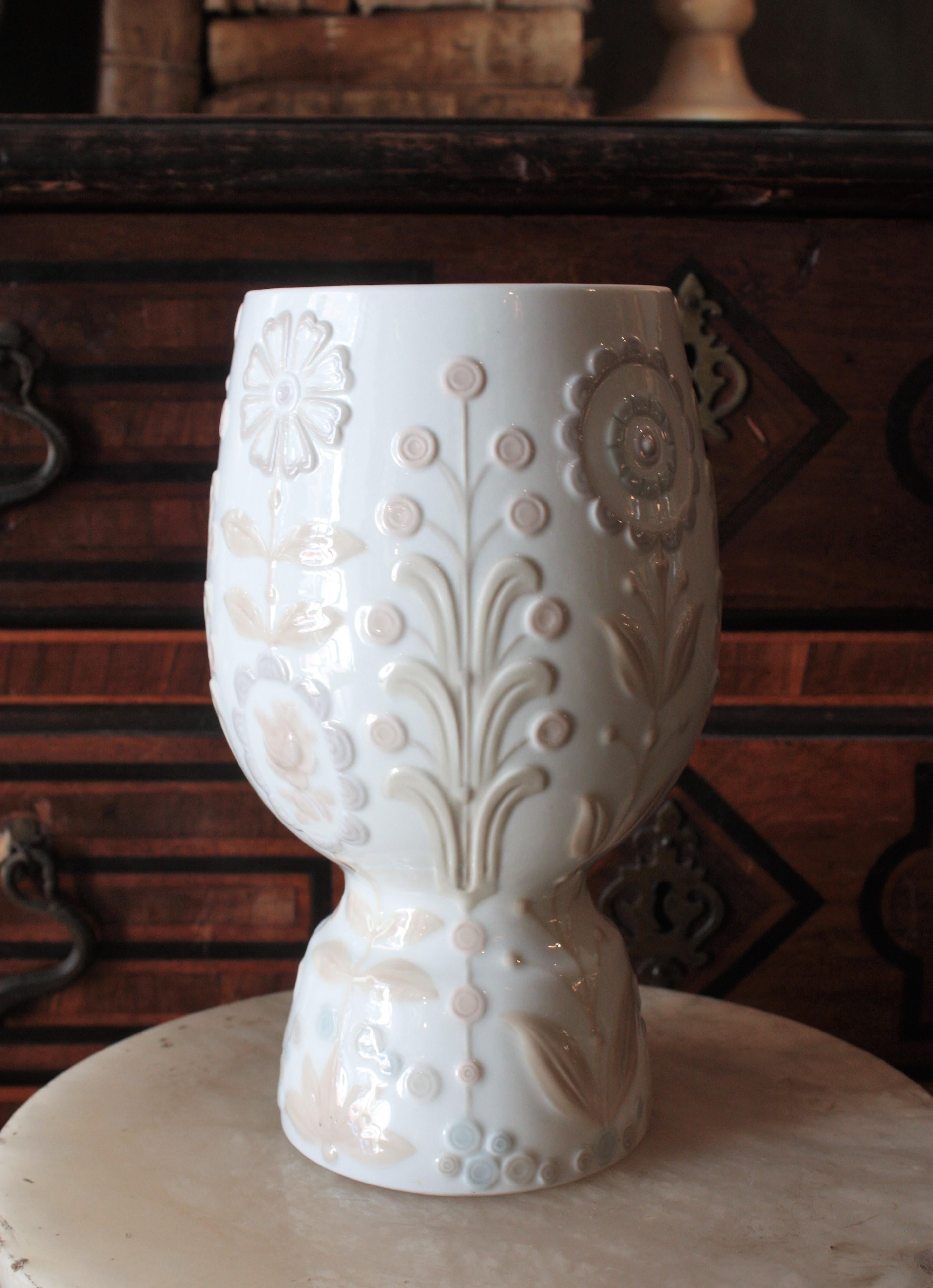 Glazed Lladro Porcelain Floral Vase, 1970s For Sale