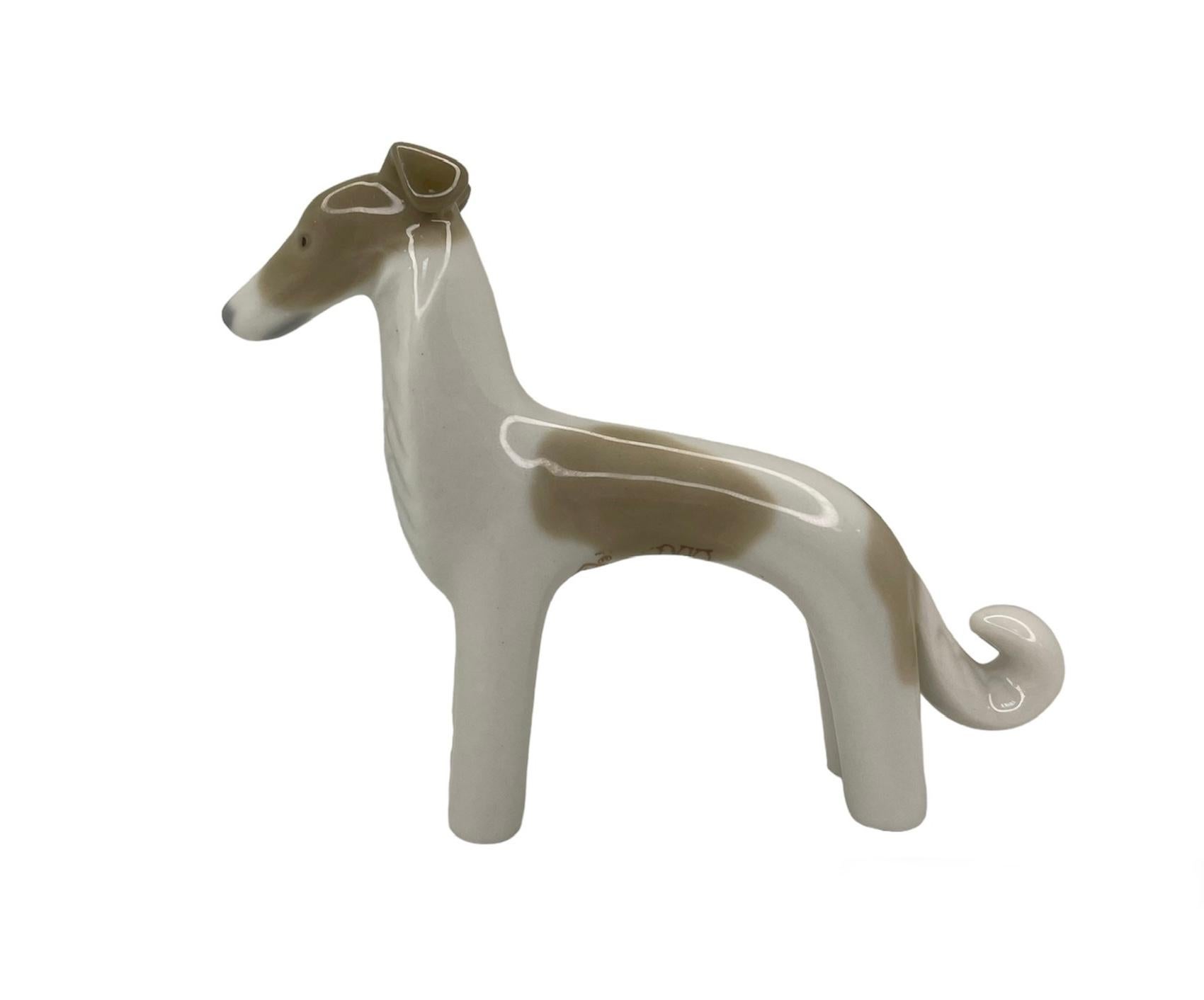 Moulé Mini-figurine d'un chien en porcelaine de Lladro en vente