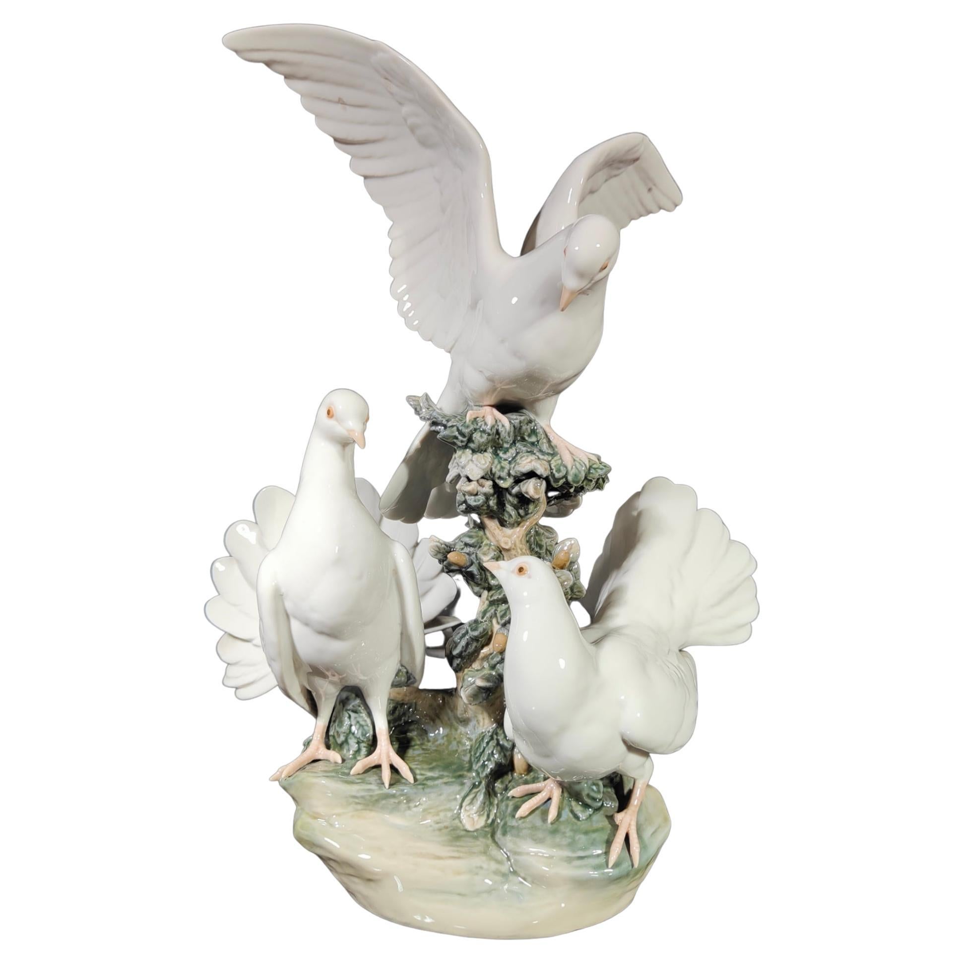Lladro Porcelain Sculpture with Doves