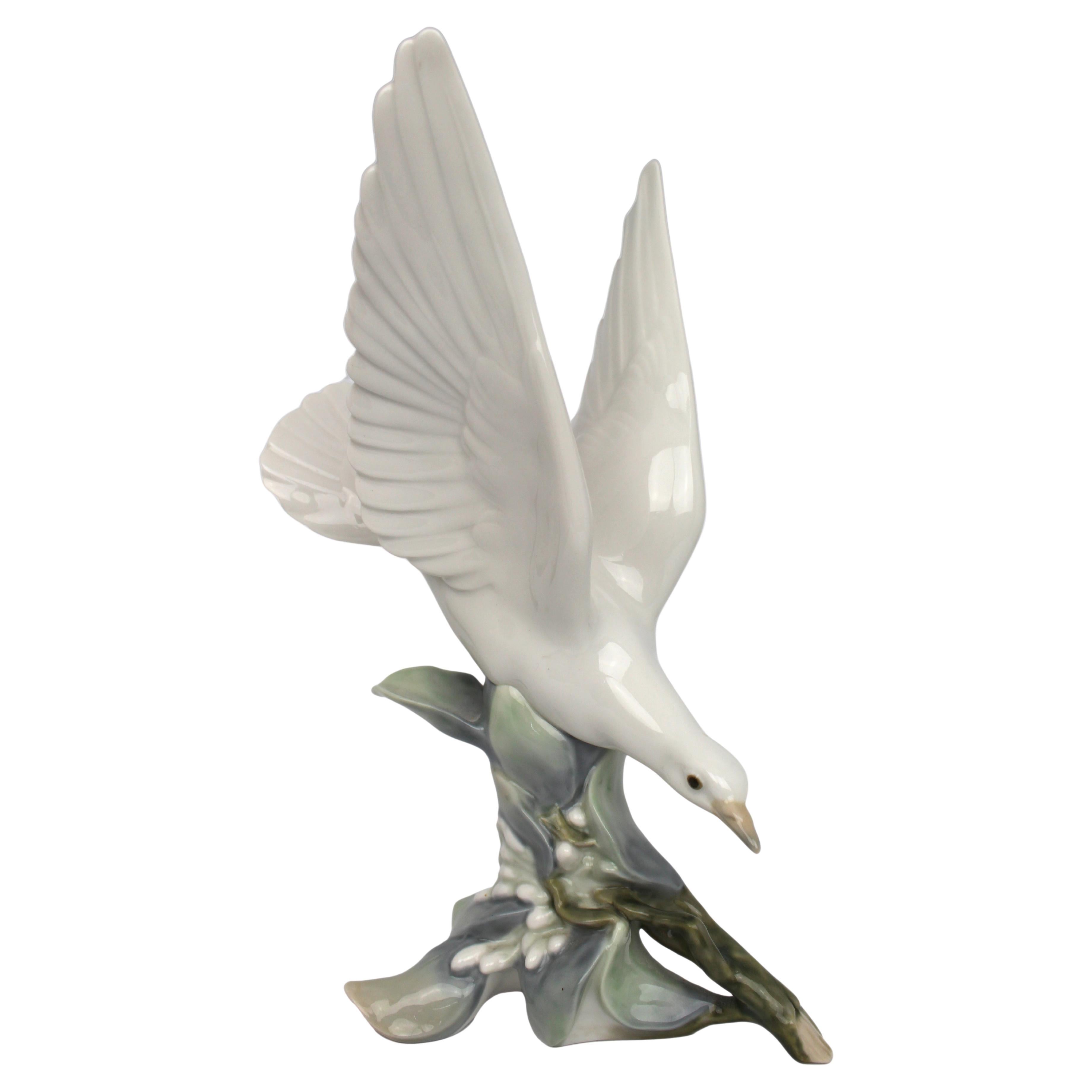 Lladro Scultura Tartaruga Colomba in volo