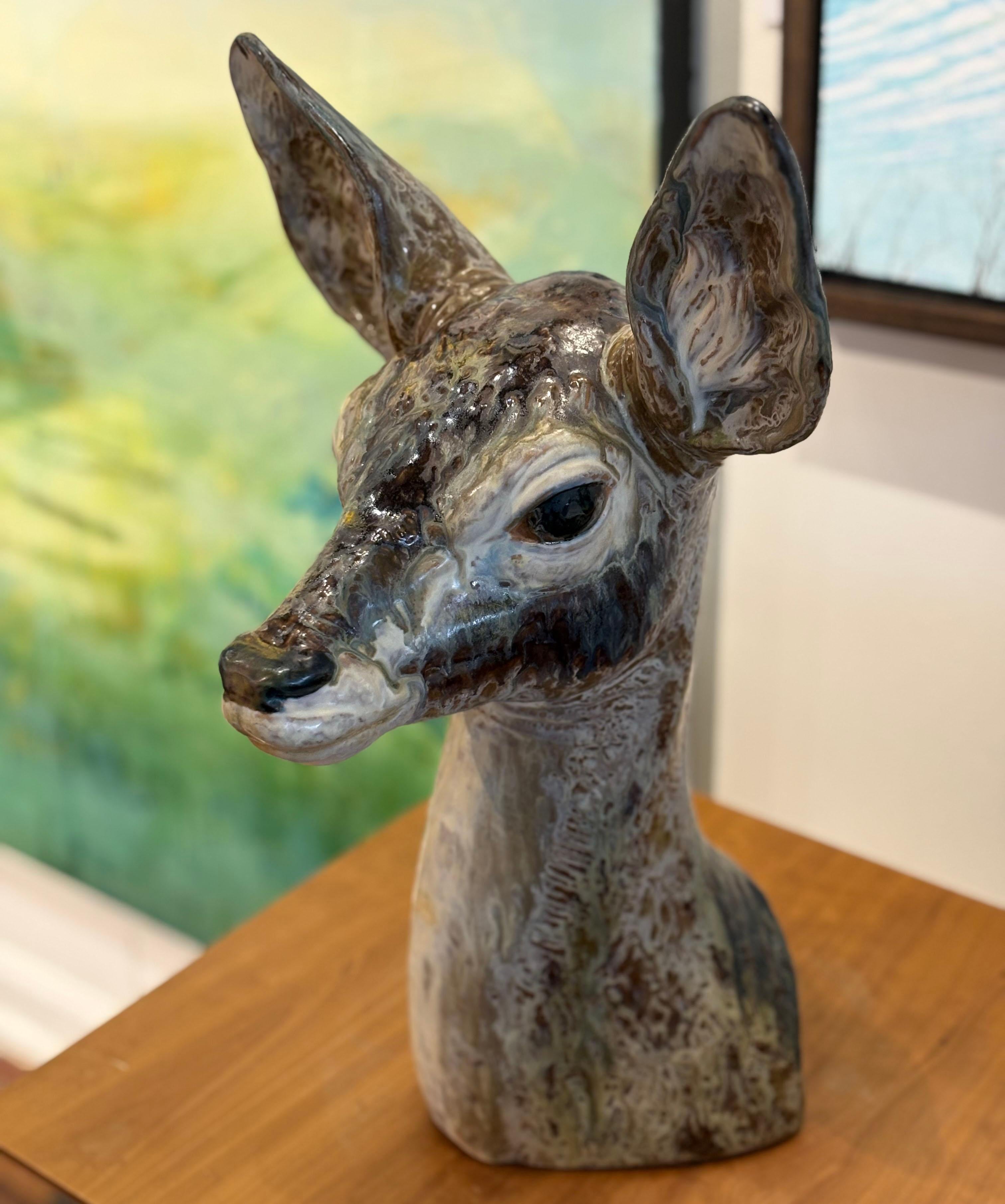 Busto Gacela - Sculpture by Lladro