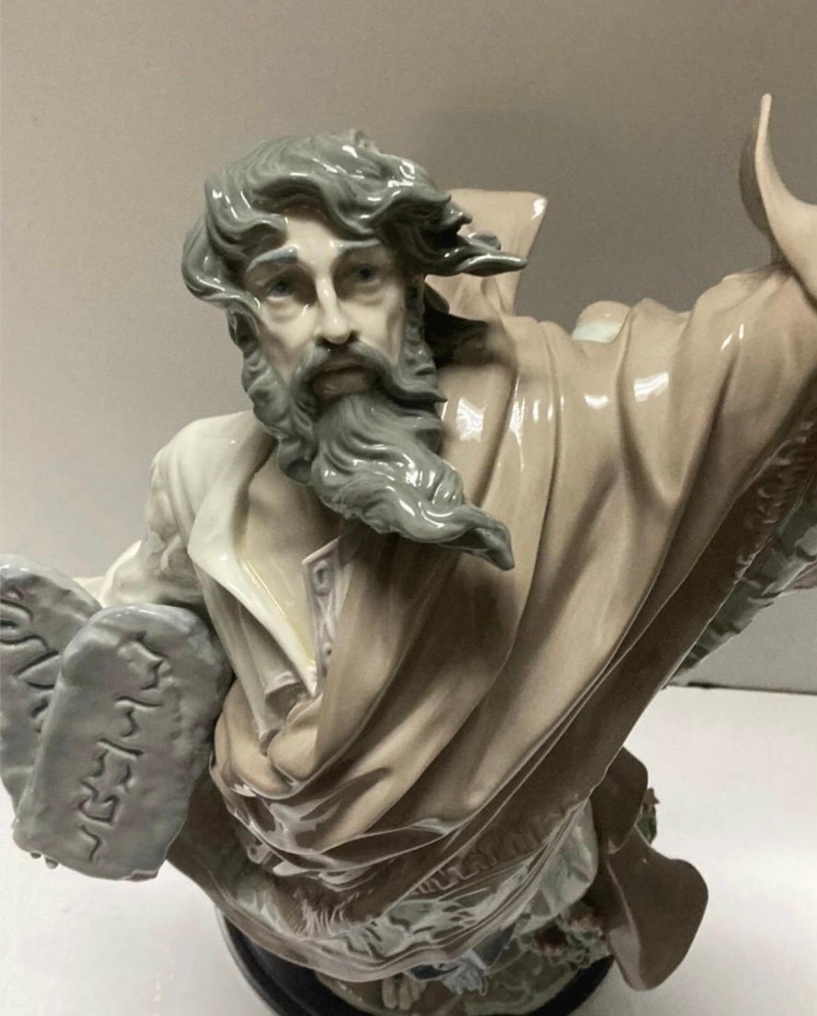 “Lladro Porcelain Figurine MOSES #1811” For Sale 2