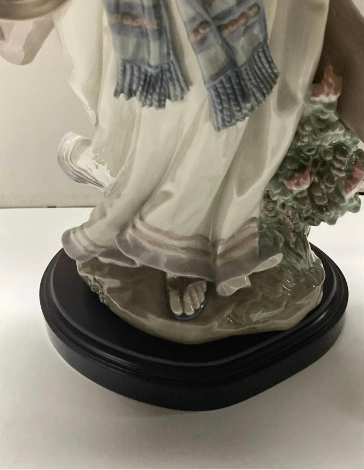 “Lladro Porcelain Figurine MOSES #1811” For Sale 4