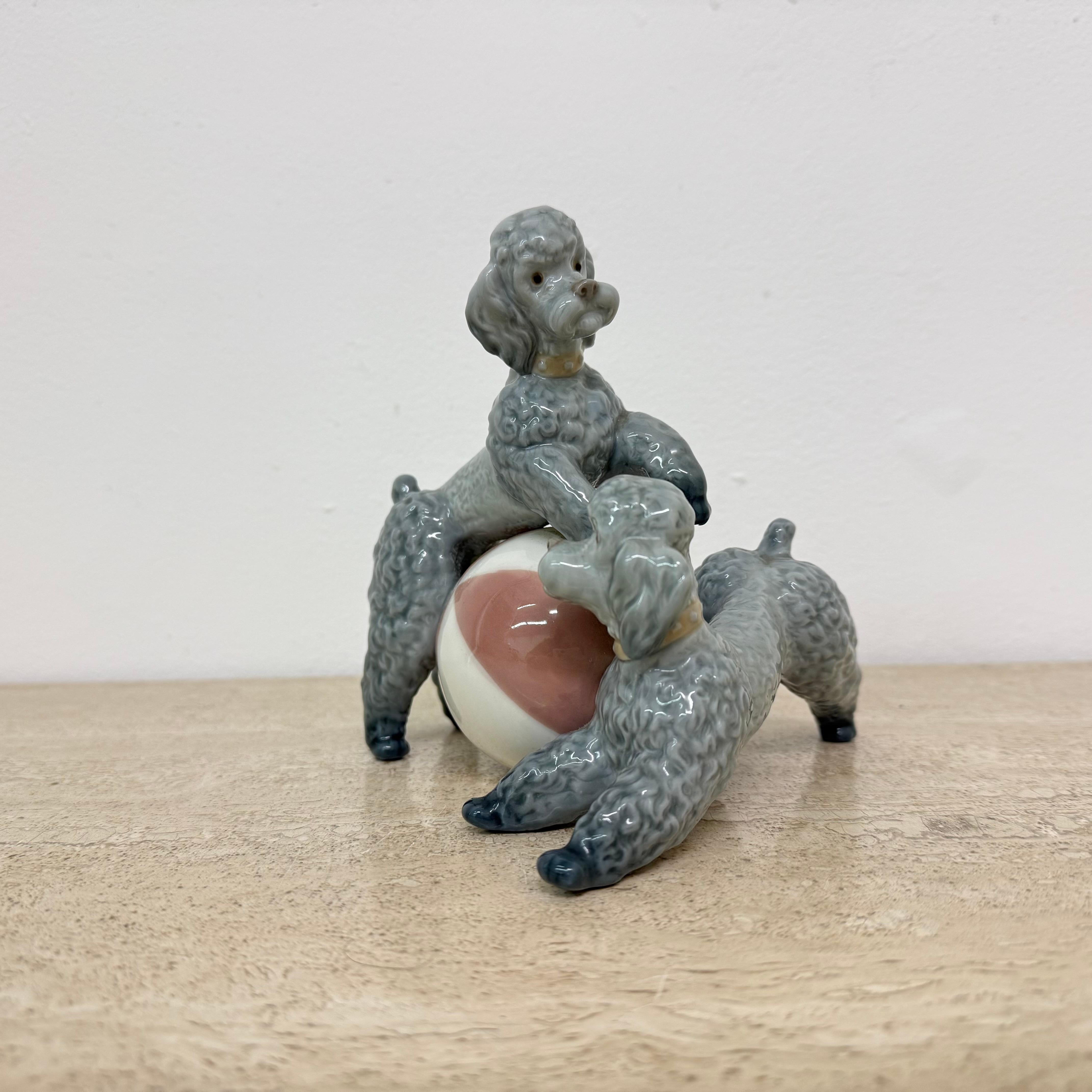 Lladro porcelana española rara escultura caniche Bohemio en venta