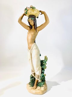 Gran LLADRO español circa 1970 de porcelana "Tahitiana".
