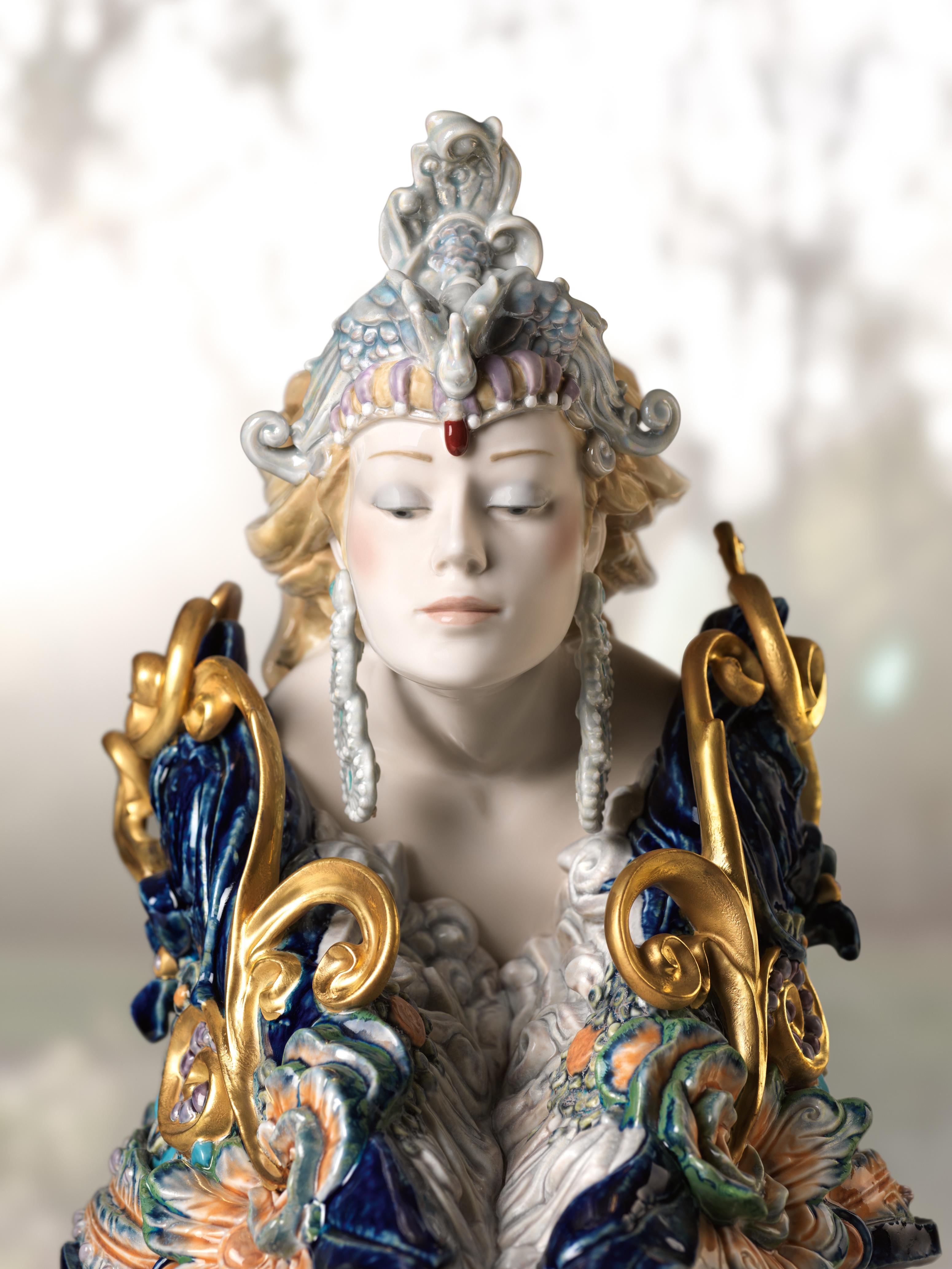 Lladró Geflügelte Schönheit Frau Skulptur von Francisco Polope. Limitierte Auflage. (Moderne) im Angebot