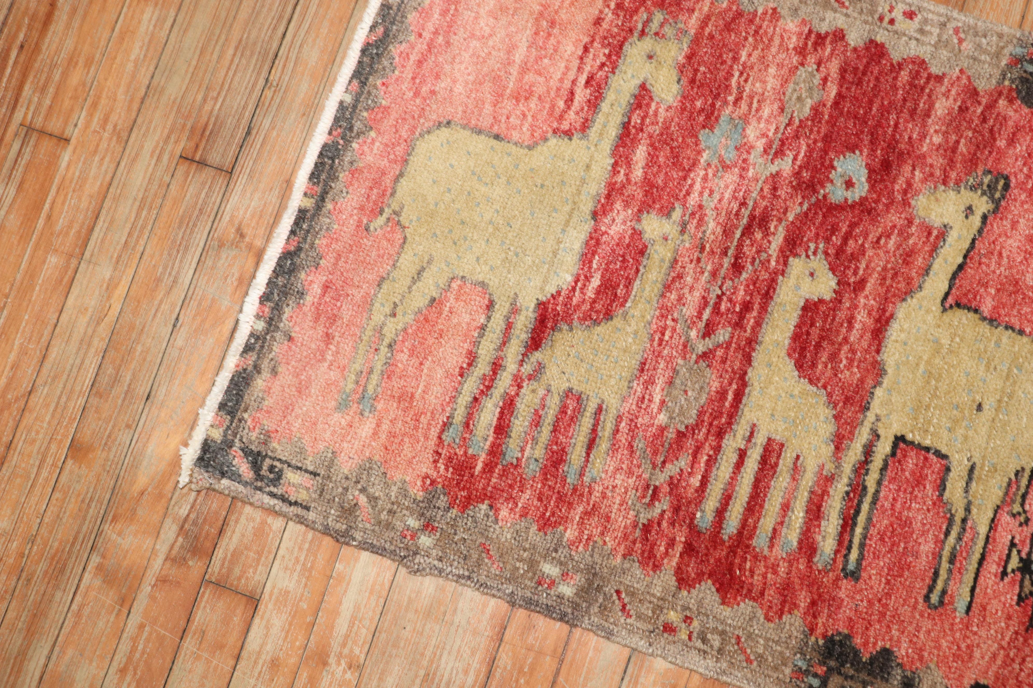 Lama Ziege Mini Türkisch Anatolischer Teppich (Volkskunst) im Angebot