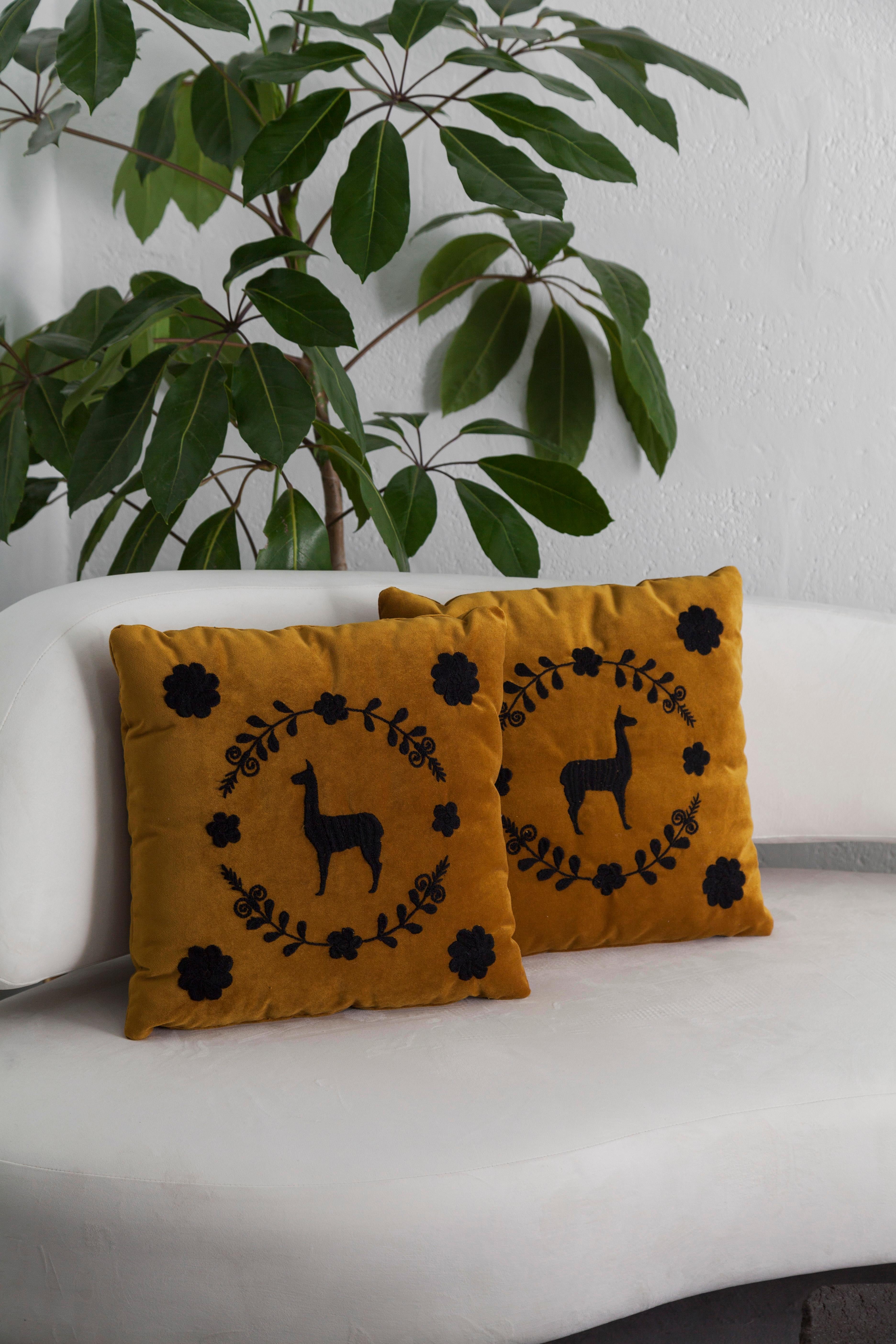 LLAMA Hand Embroidered Decorative Pillows in Ochre Velvet by ANDEAN, Set of 2 In New Condition For Sale In Quito, EC
