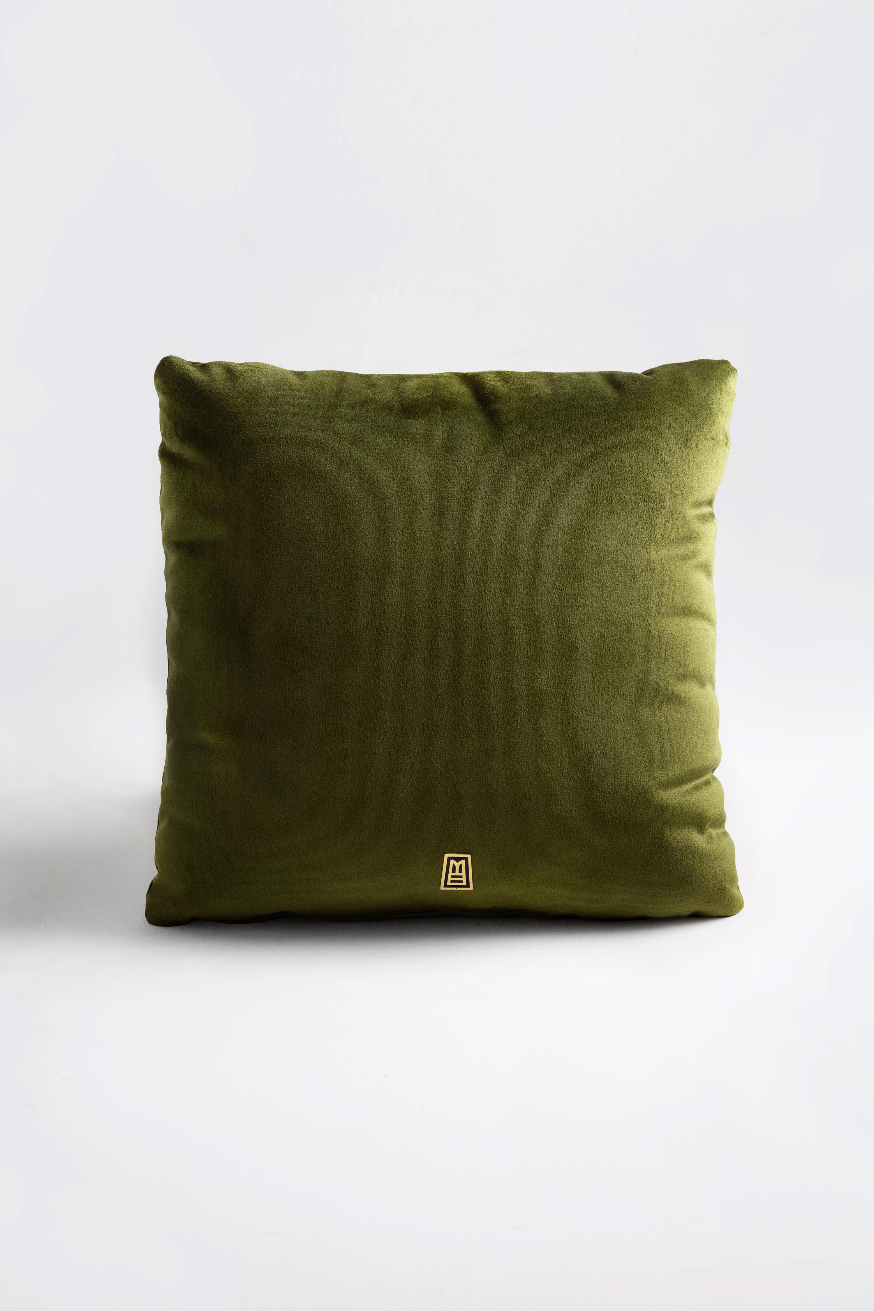Tappezzeria Cuscini decorativi ricamati a mano LLAMA in velluto di Oliver di ANDEAN, Set di 2 in vendita