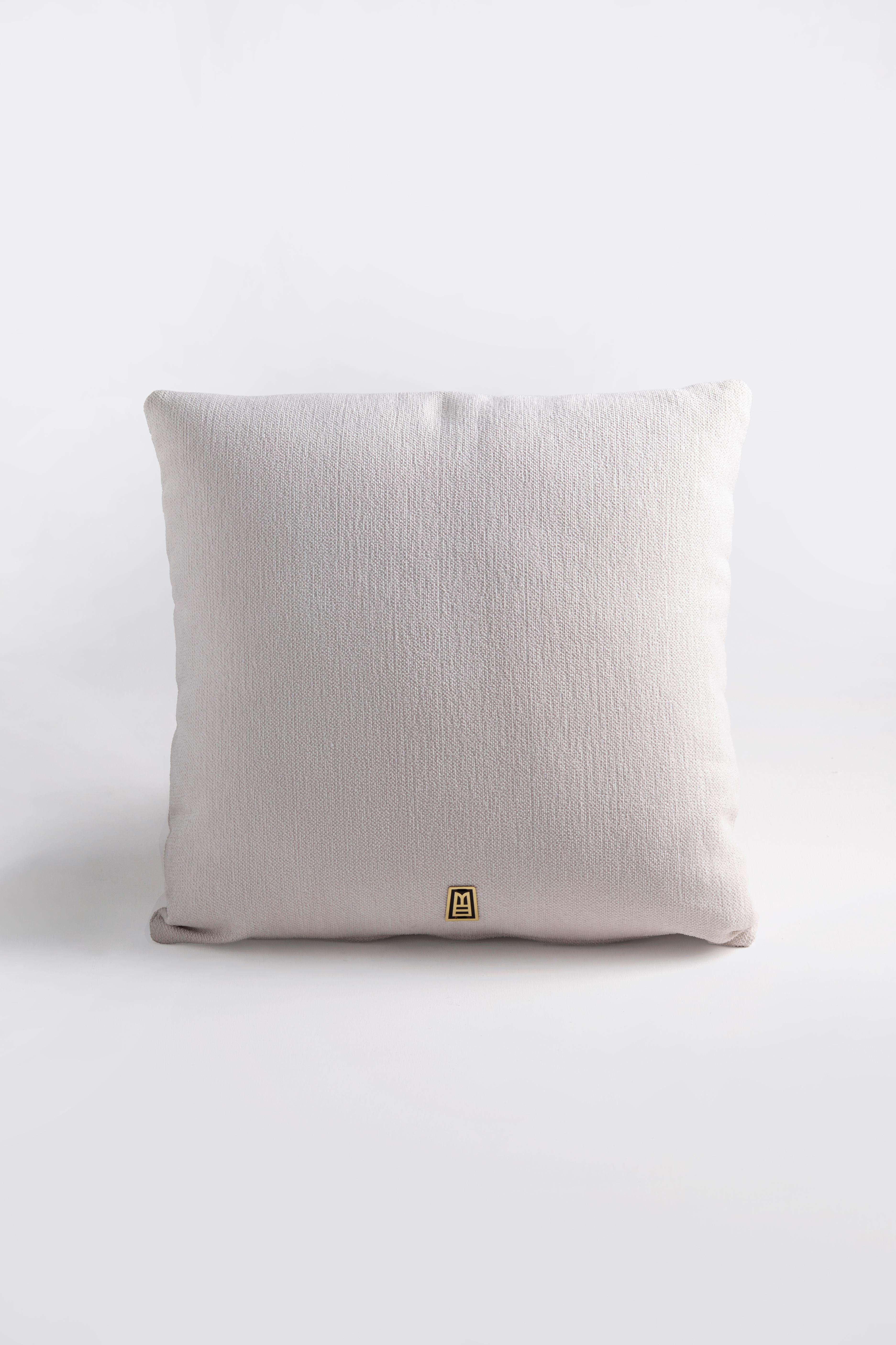 LLAMA Hand Embroidered Decorative Pillows Ivory Upholstery by ANDEAN, Set of 2 In New Condition For Sale In Quito, EC