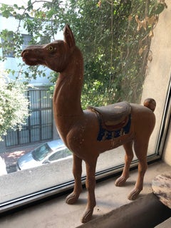 Llama con ojos de cristal, 1930