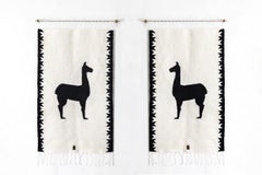 LLAMAS Arazzi in lana di pecora tessuti a mano, montaggio a parete in bronzo invecchiato, avorio, set di 2