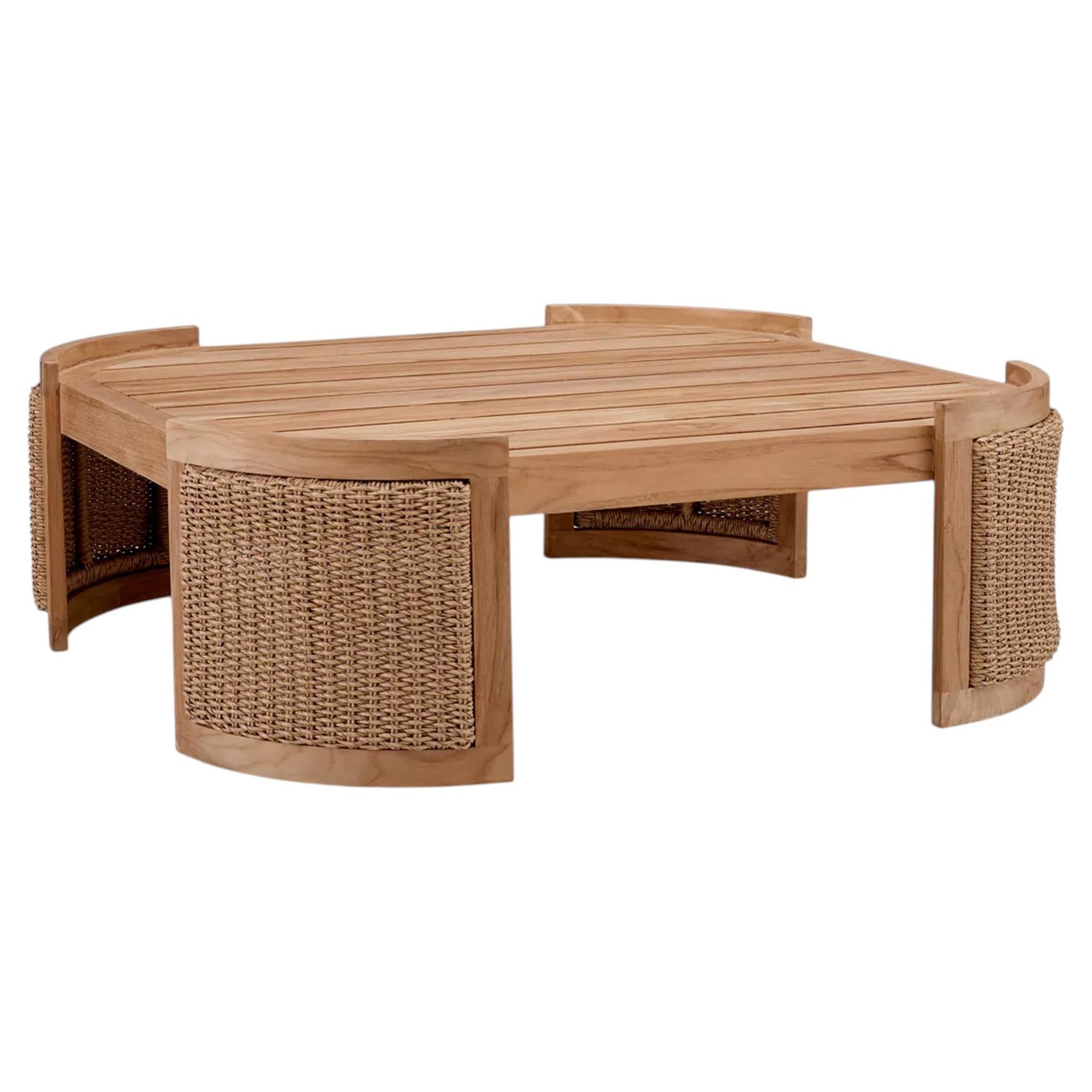 Mesa baja de teca Llaria en venta