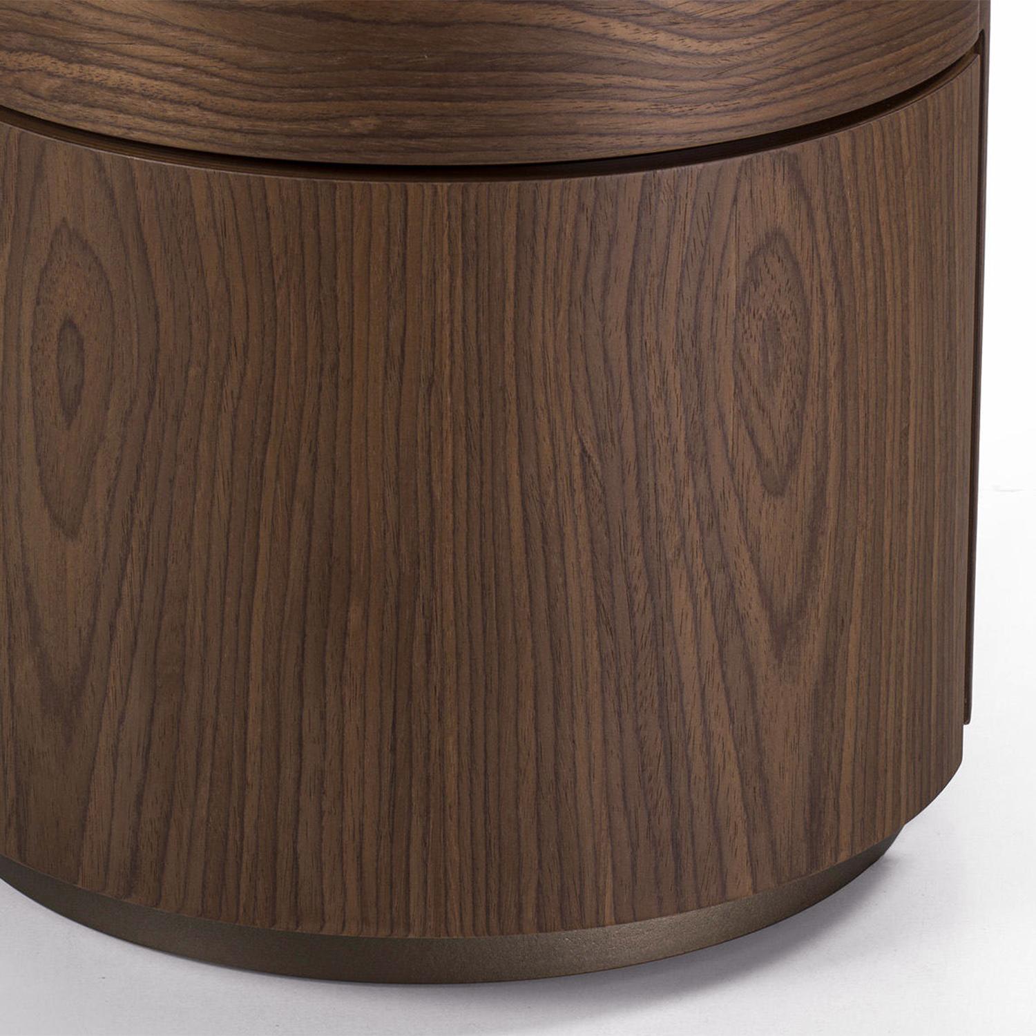 Effet bronze Table de nuit Lleno en marbre blanc en vente