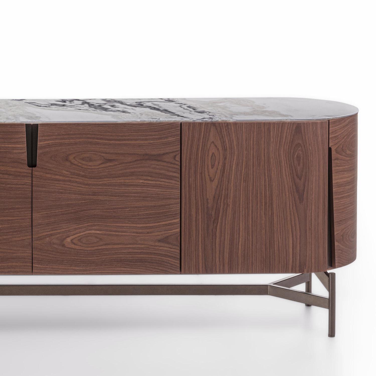 Effet bronze Buffet en marbre blanc Lleno en vente