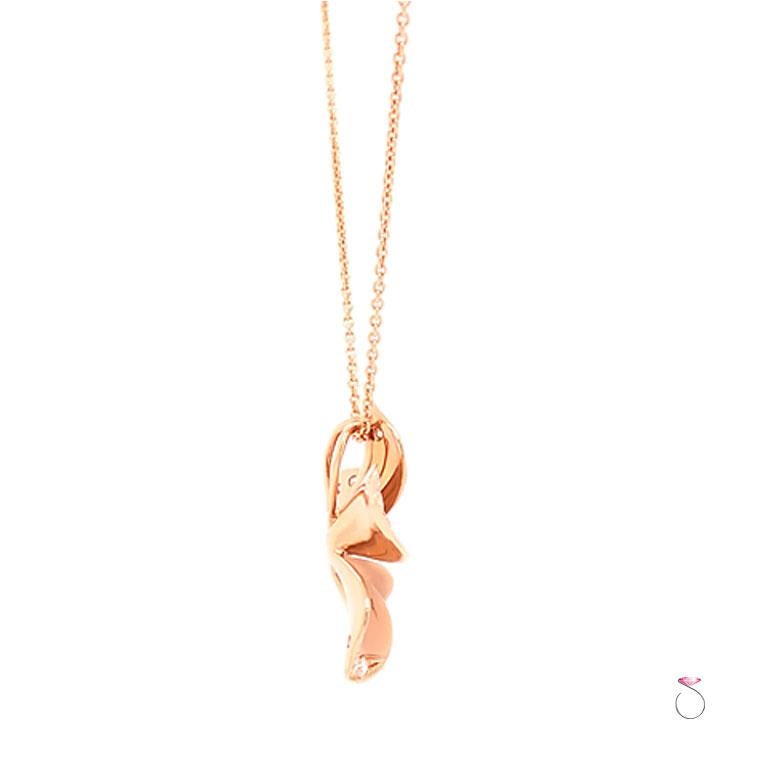 rose gold flower pendant