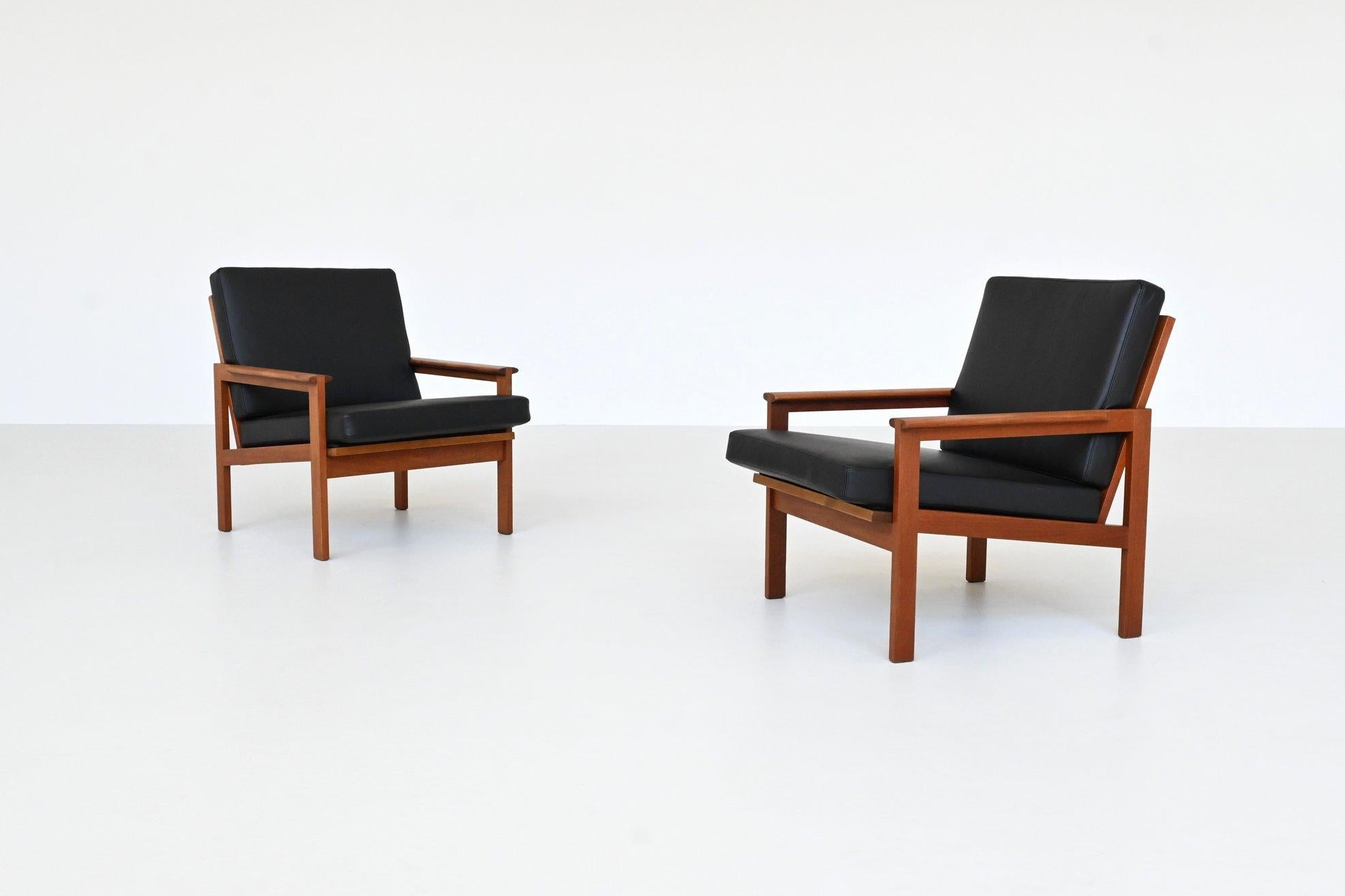 Scandinavo moderno Sedie lounge Wikkelso Capella in teak Niels Eilersen Danimarca 1960 in vendita
