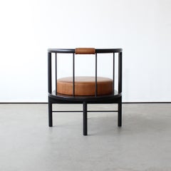 Lloyd Sessel mit Fassrückenlehne und Akzent von Crump and Kwash