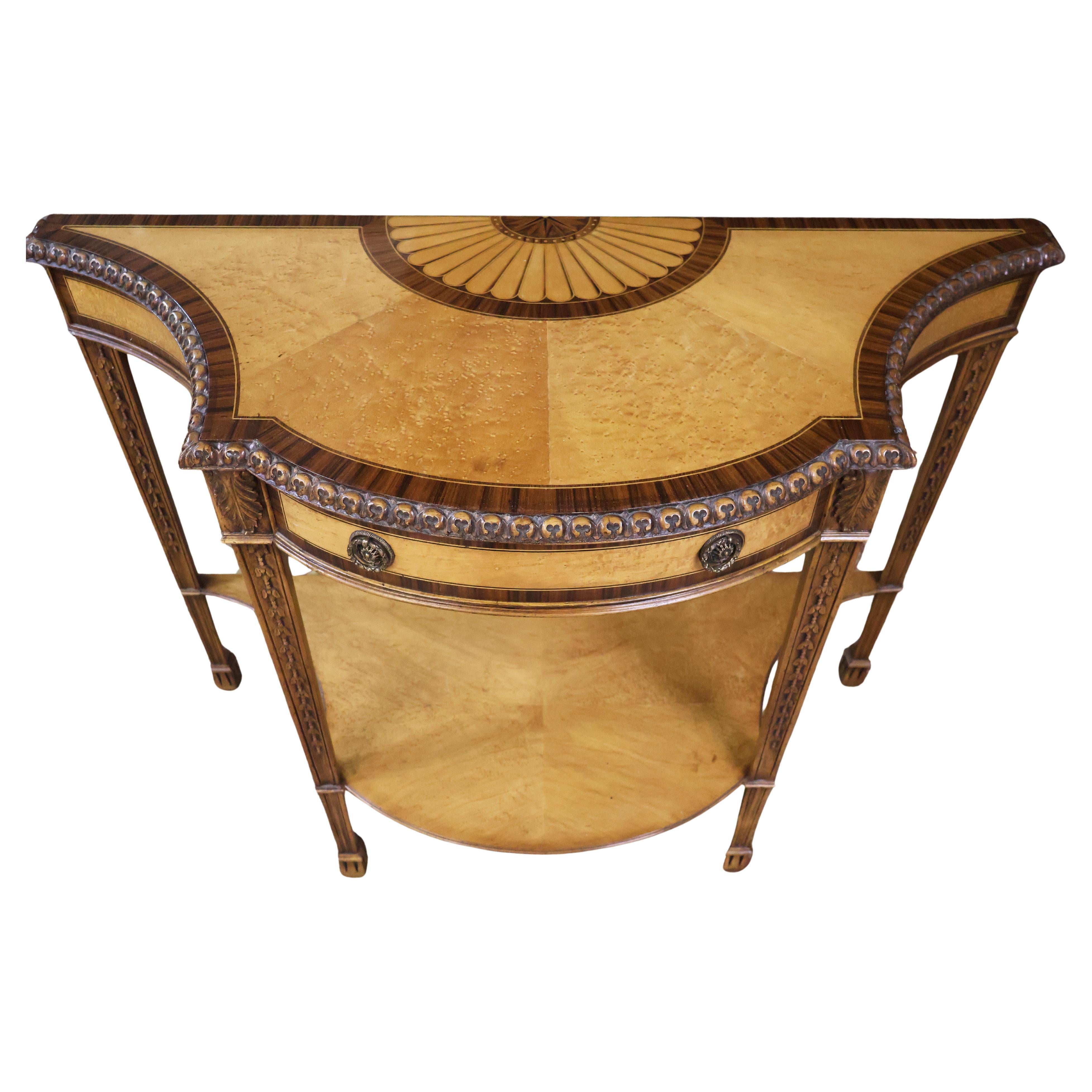 Table console Lloyd Buxton en acajou satiné avec incrustation d'éventail de style Régence anglaise
