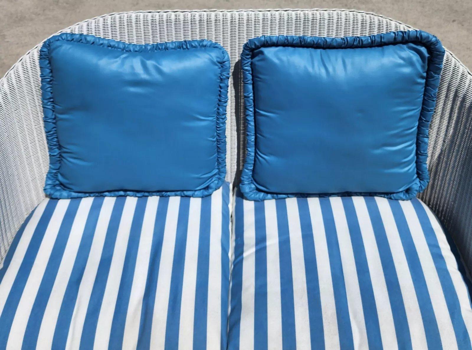 Fine XX secolo Lloyd Loom di Lloyd FLANDERS - Divano in vimini in vendita