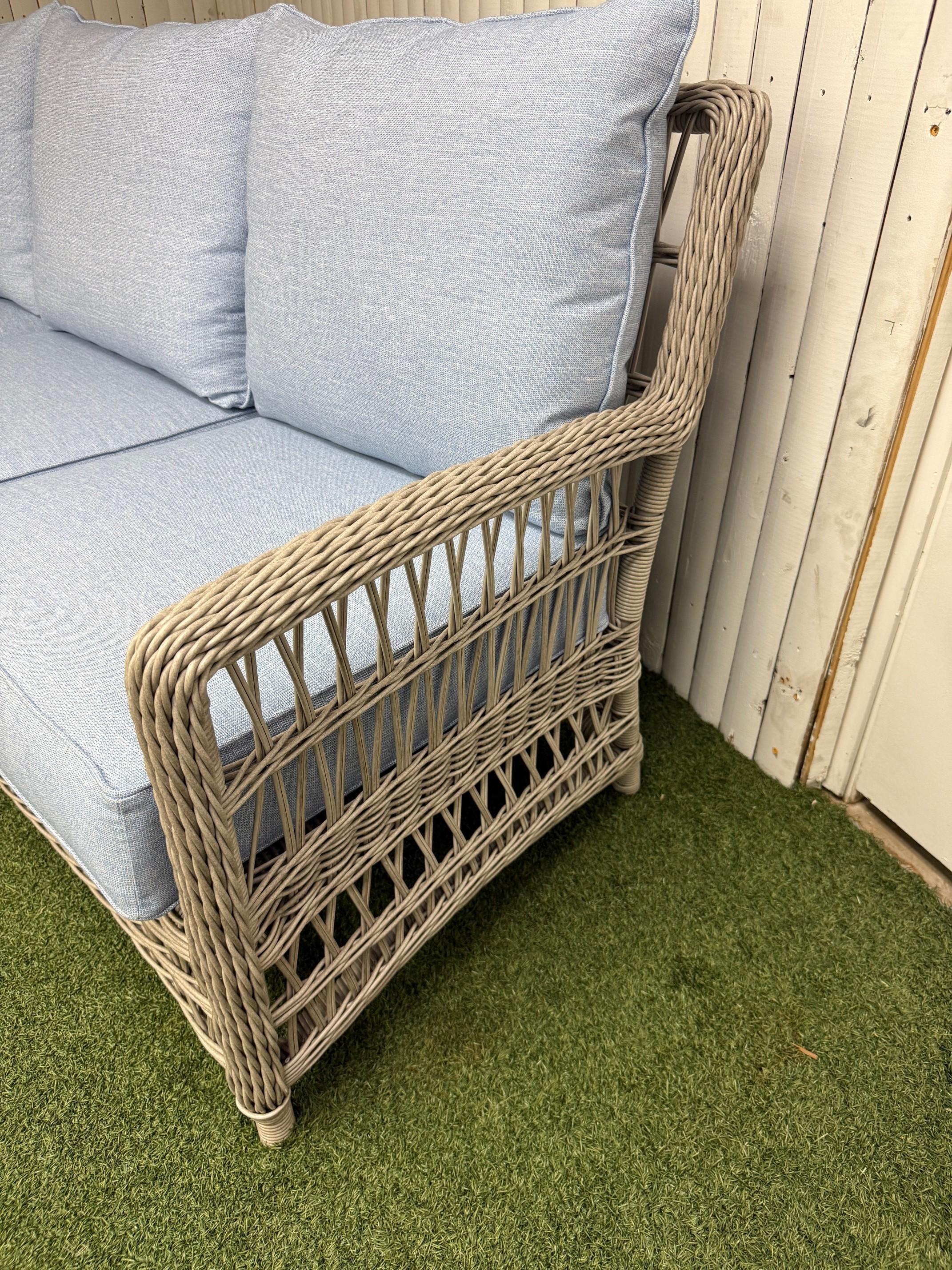 Synthetic Lloyd Flanders Wicker Mackinac Collection Sofa with Sunbrella Cushions New