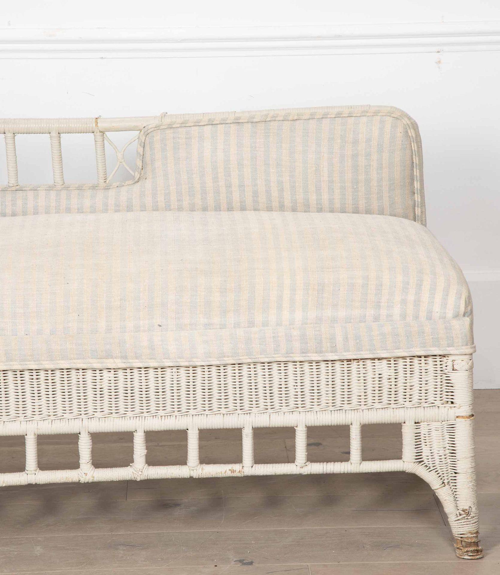 20th Century Lloyd Loom Style Upholstered Daybed For Sale