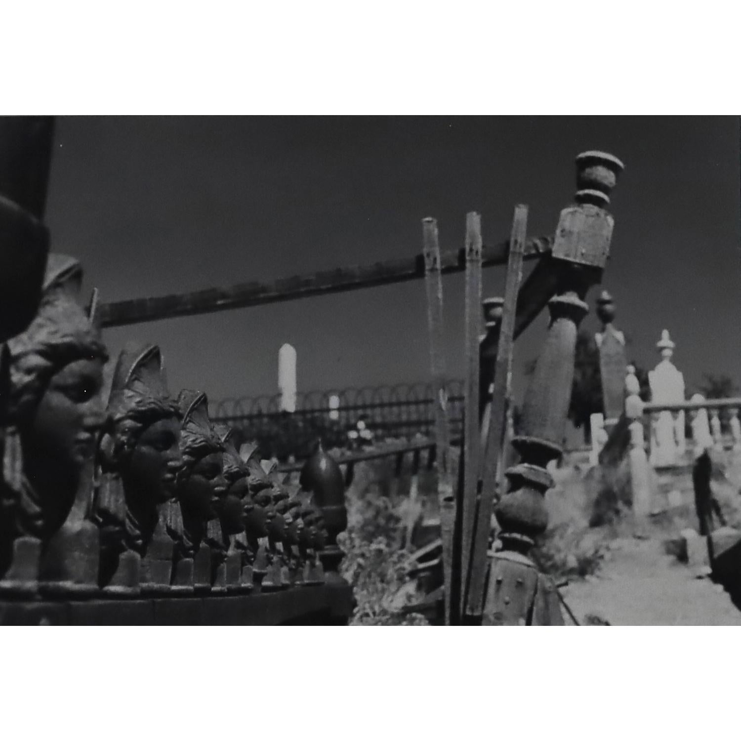 Early modernist photograph by California artist Lloyd Ullberg from the 1930s.

Lloyd Ullberg was a highly talented self-taught American modernist photographer whose works were published in major American periodicals including Fortune, Vogue and the