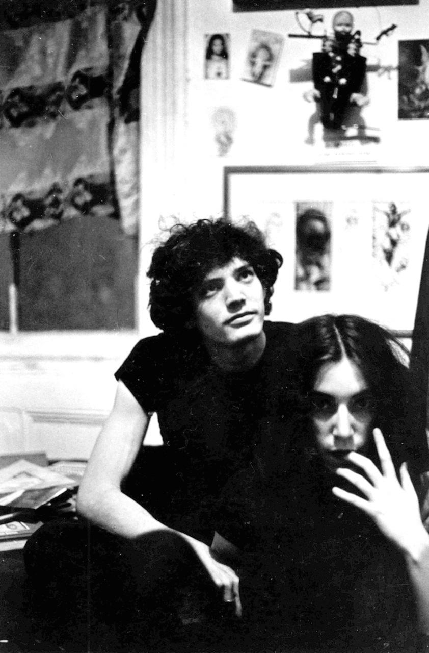Patti Smith and Robert Mapplethorpe in Brooklyn - Photograph by Lloyd Ziff