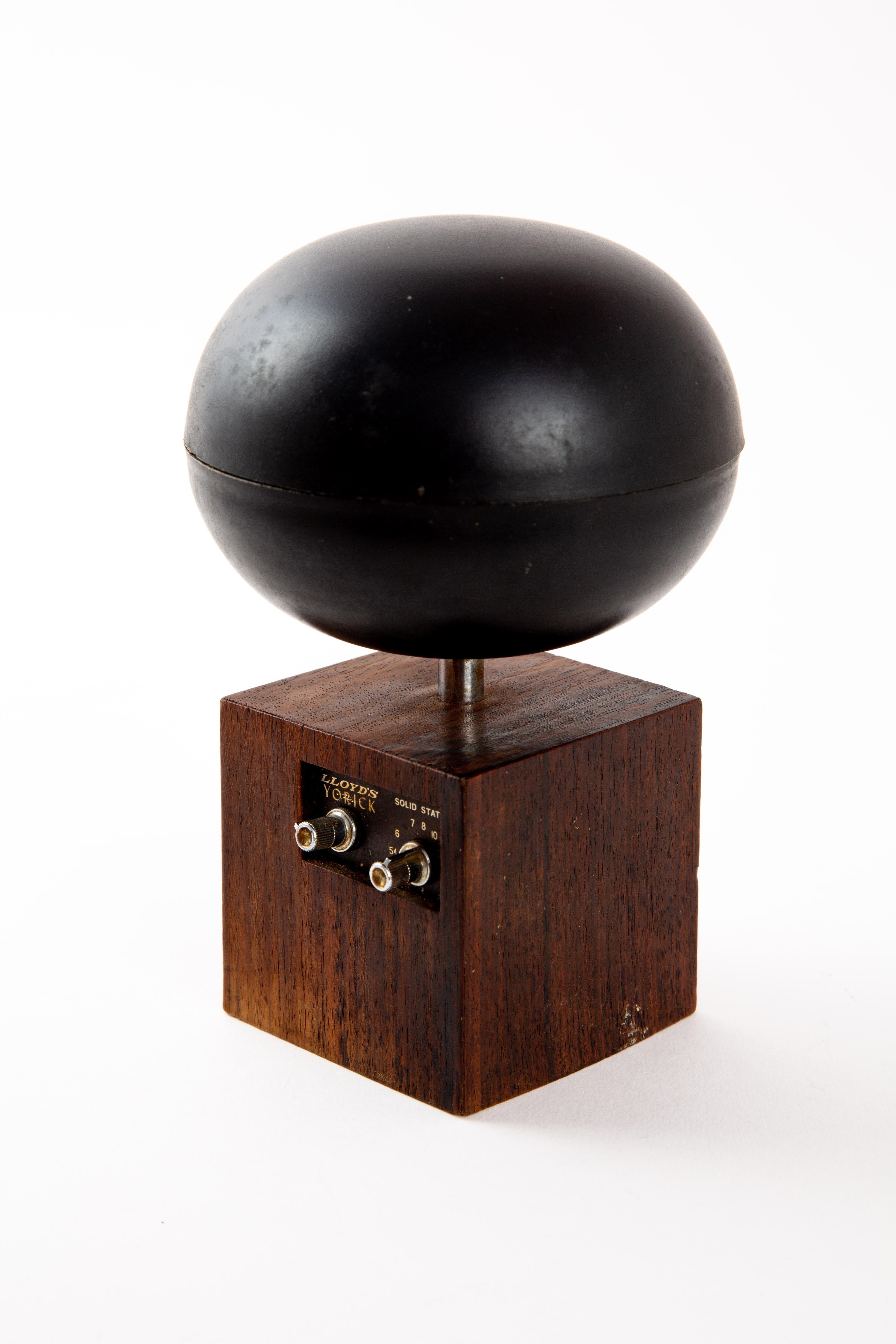 Japanese Lloyd's Yorick Rare Space Radio from Japan