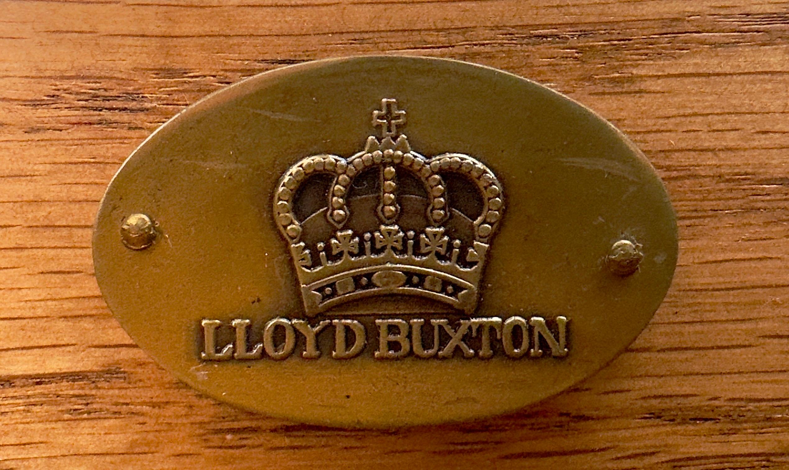 LLyod Boxton Französischer Bouillotte-Mahagoni-Beistelltisch im Louis-XVI.-Stil, Paar  im Angebot 9