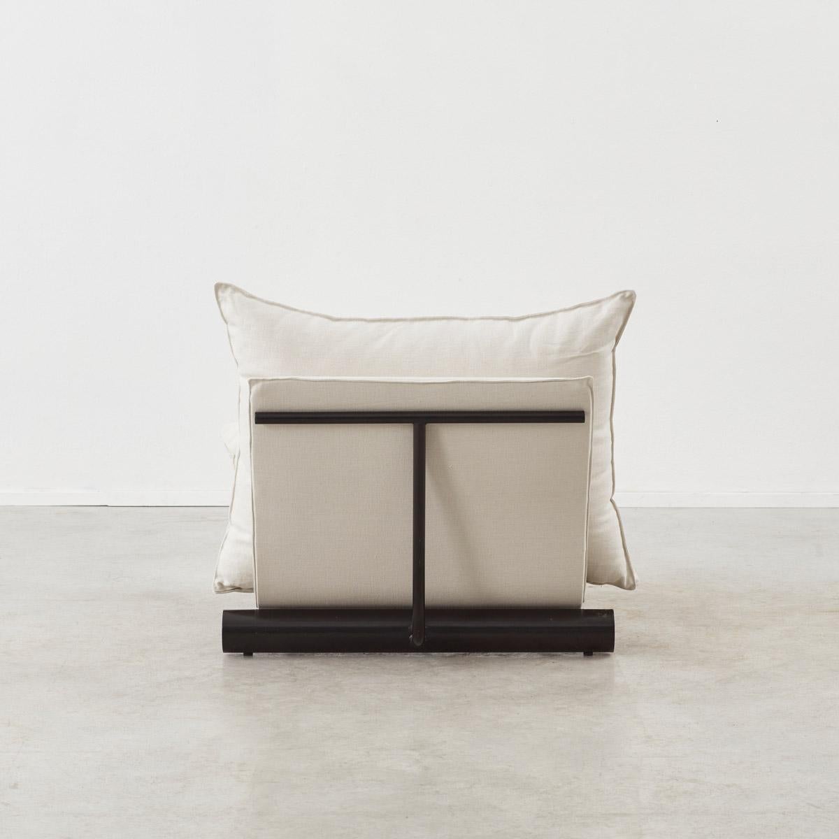 Italian LO Design Roberto Lucci and Paolo Orlandini Le Farfalle chair for Elam, Italy For Sale