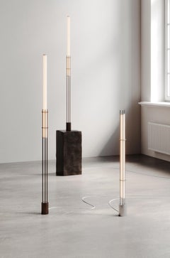 Modern Dark Bronze Brass Floor Lamp by Naama Hofman, Sculptural Design 60.2 In