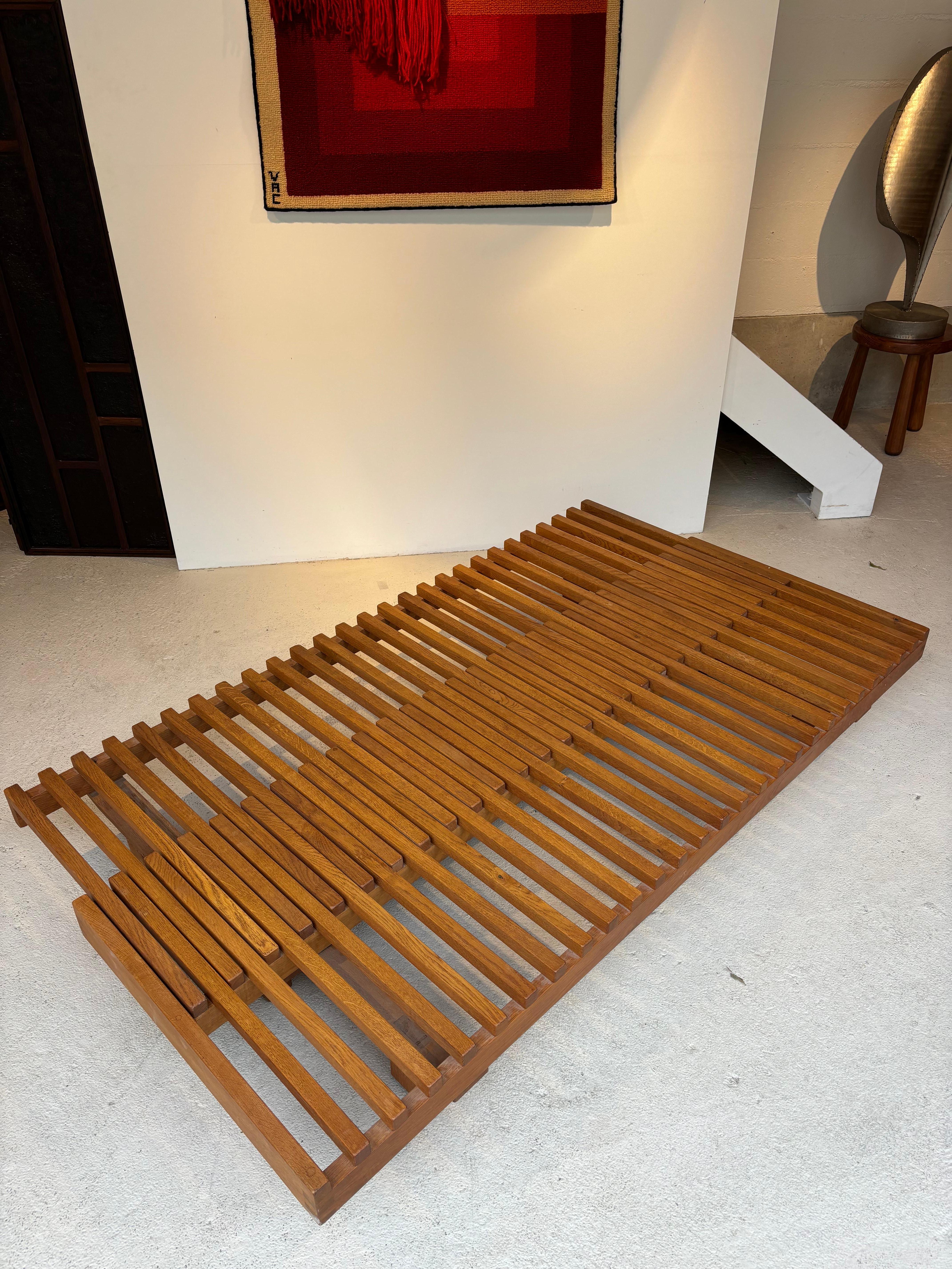 LO7 Sofá o mesa de centro de Pierre Chapo mediados del siglo XX en venta