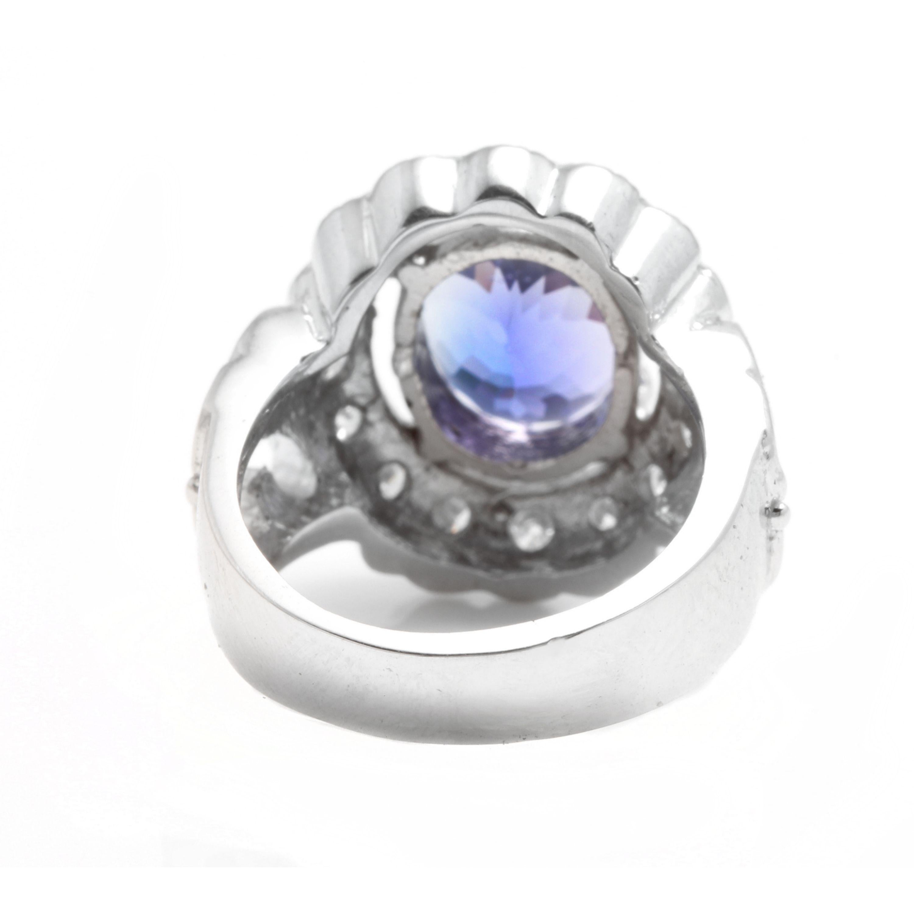 5.75 Carat Natural Tanzanite and Diamond 14K Solid White Gold Ring In New Condition For Sale In Los Angeles, CA
