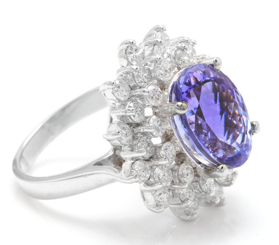 Round Cut 7.30 Carat Natural Tanzanite and Diamond 14K Solid White Gold Ring For Sale
