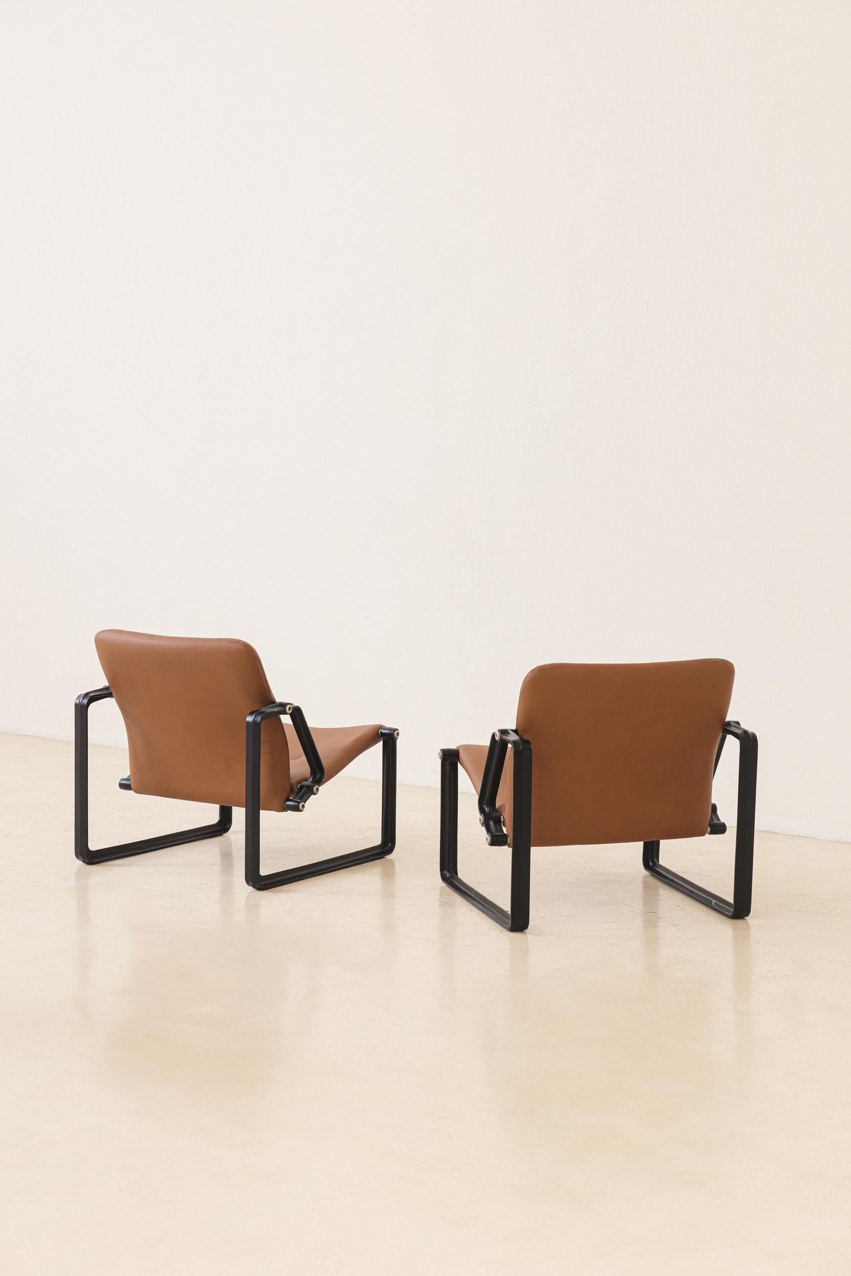 Brazilian Lobby Armchair by Jorge Zalszupin, L'atelier, MidCentury, Brazil, 1959 For Sale