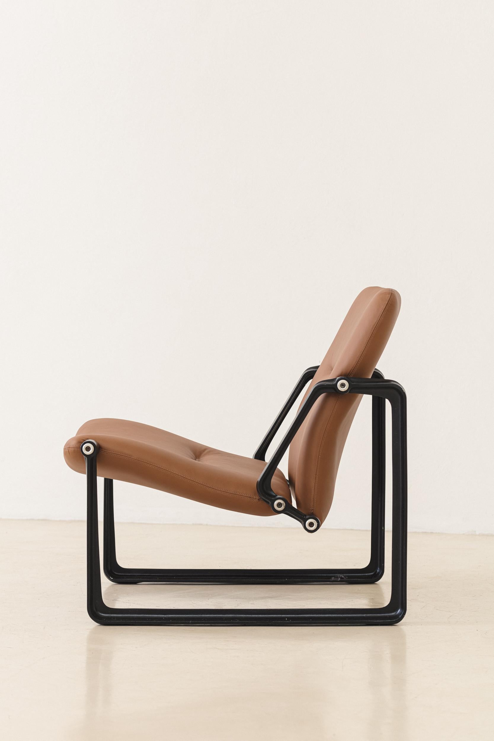 Mid-20th Century Lobby Armchair by Jorge Zalszupin, L'atelier, MidCentury, Brazil, 1959 For Sale