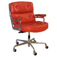 Lobby Chair ES104 Office Armchair by Charles and Ray Eames for Vitra 2014