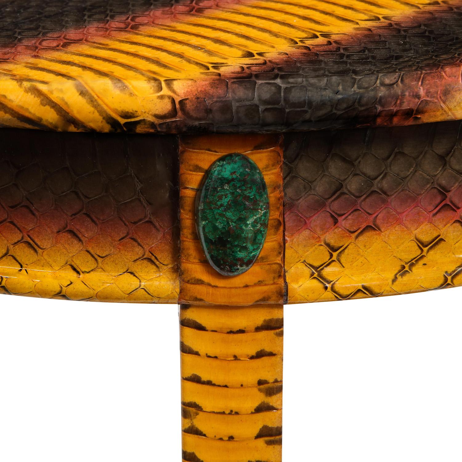 Américain Table d'appoint Lobel Originals à 2 niveaux en peau de serpent et malachite 2022, signée en vente