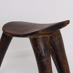 "Lobi" Taburete africano trípode de madera de Burkina Faso